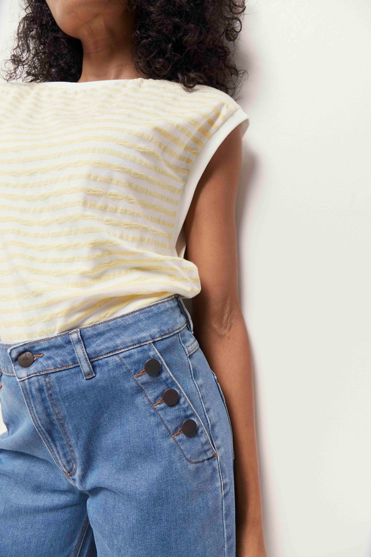 MARCIA - ECRU JACQUARD T-SHIRT WITH YELLOW STRIPE PATTERN OF 4