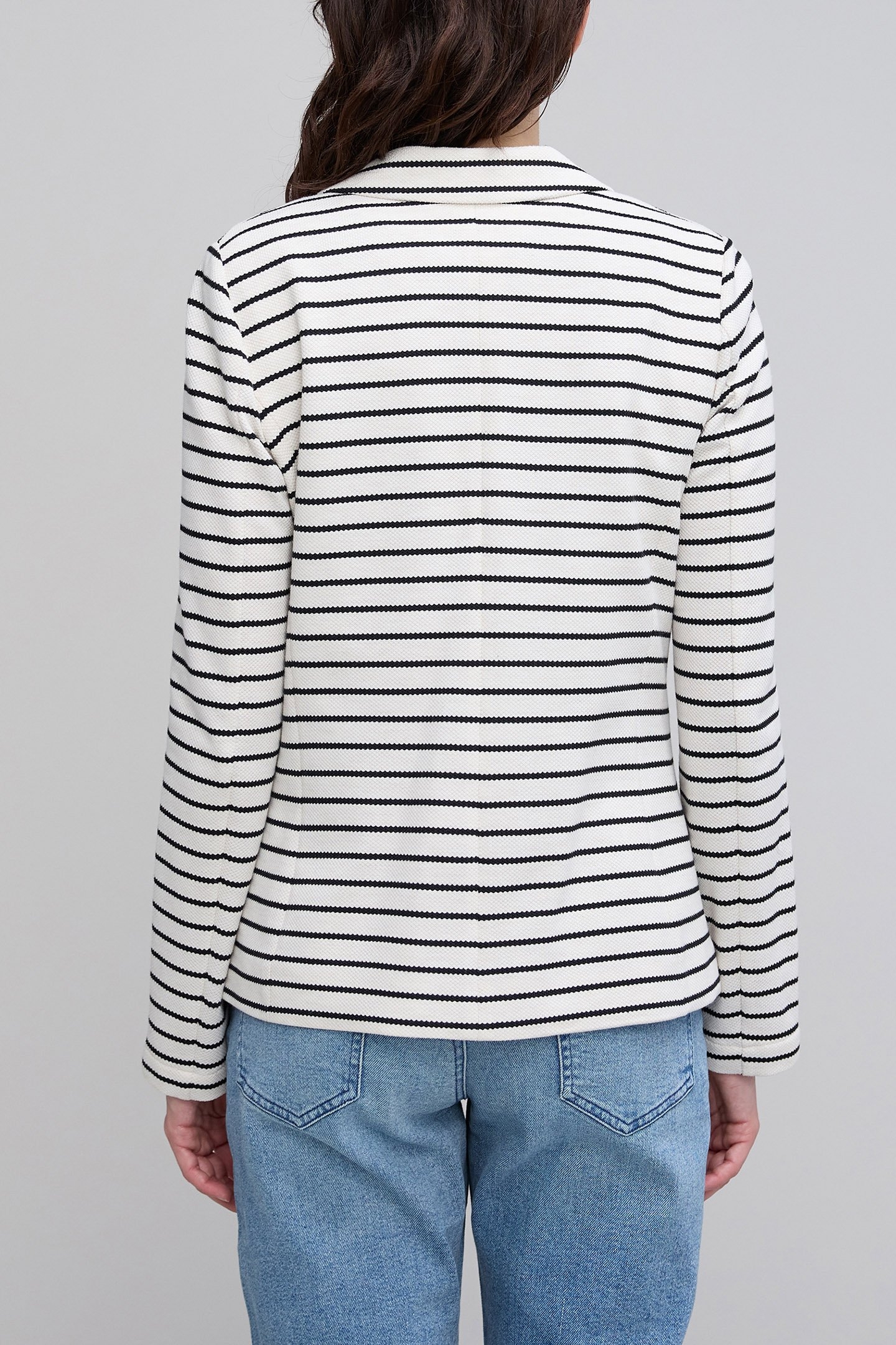 ECRU AND BLACK STRIPED SUIT JACKET 2