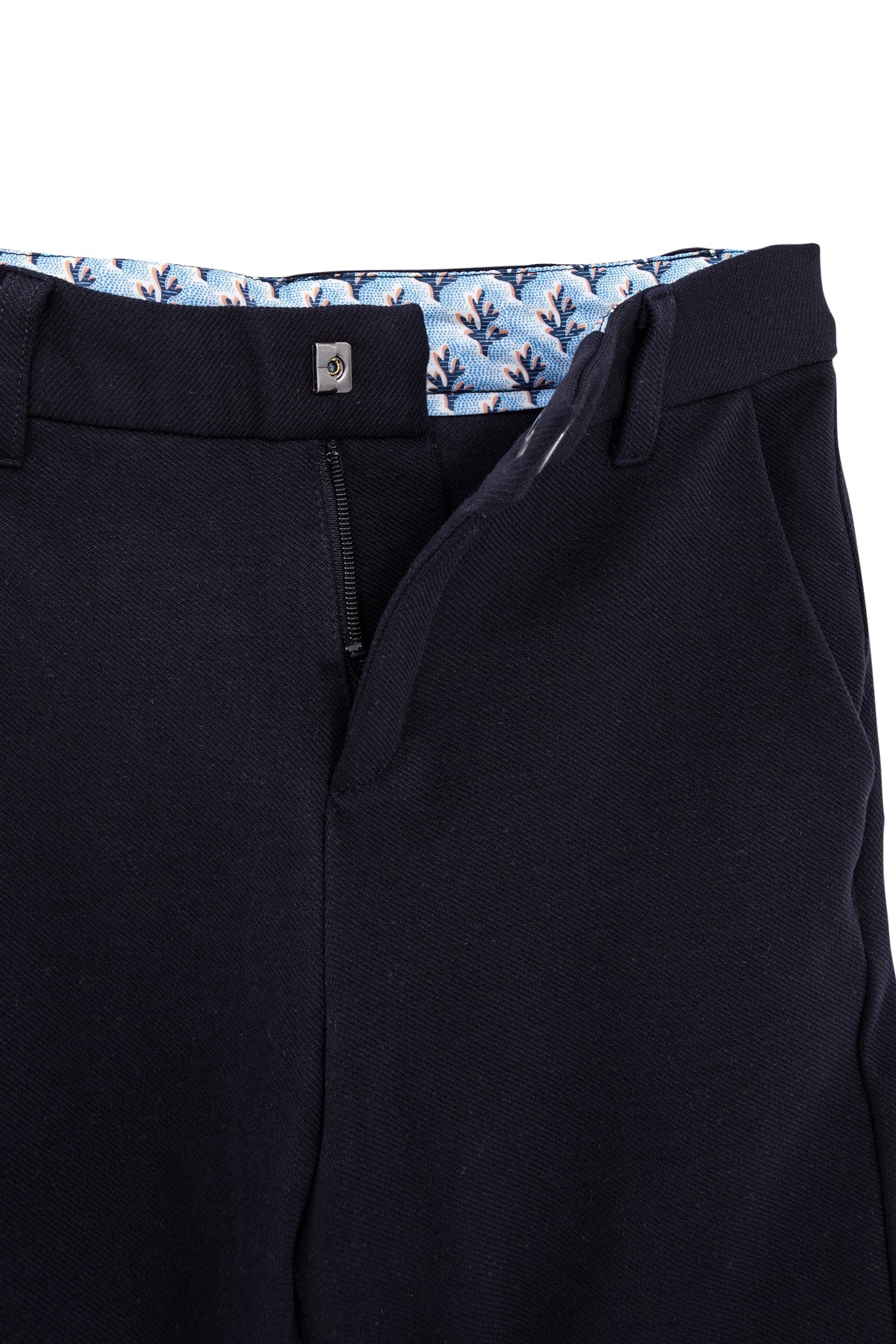 BOYS’ NAVY KNIT BERMUDA SHORTS 3