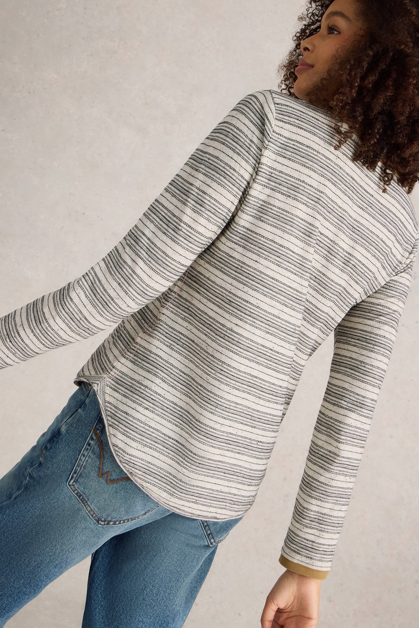 CLARA STITCH LS TEE NATURAL MULTI 3