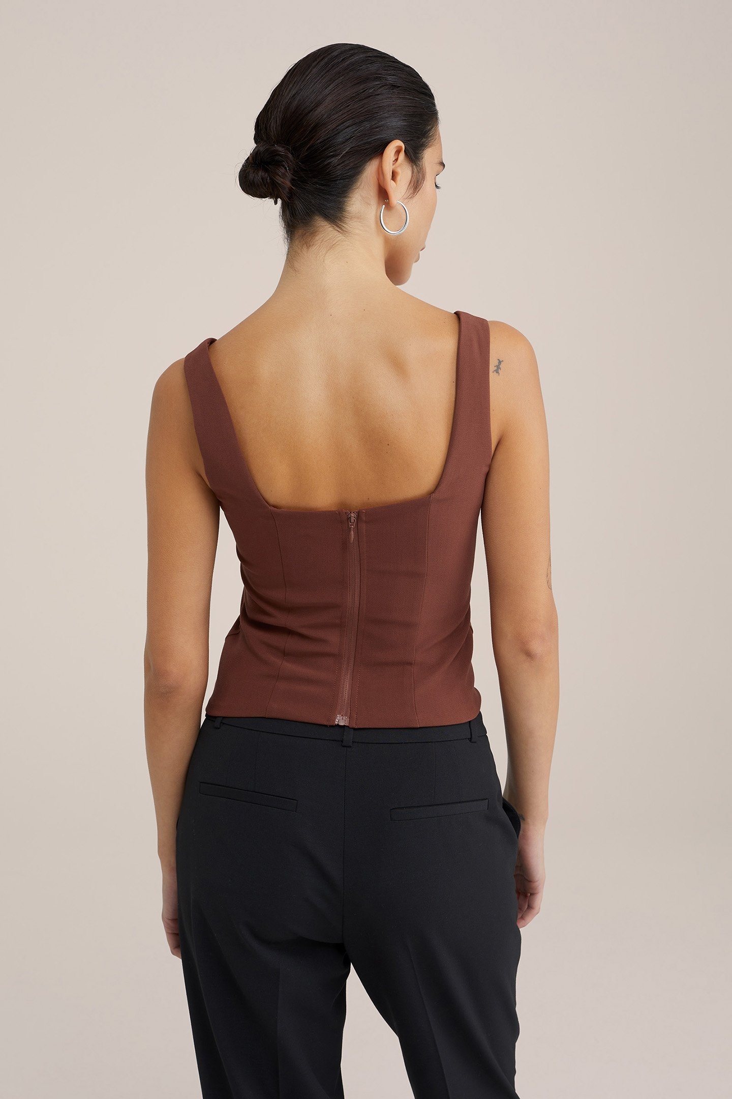 T-SHIRT RUST BROWN 2