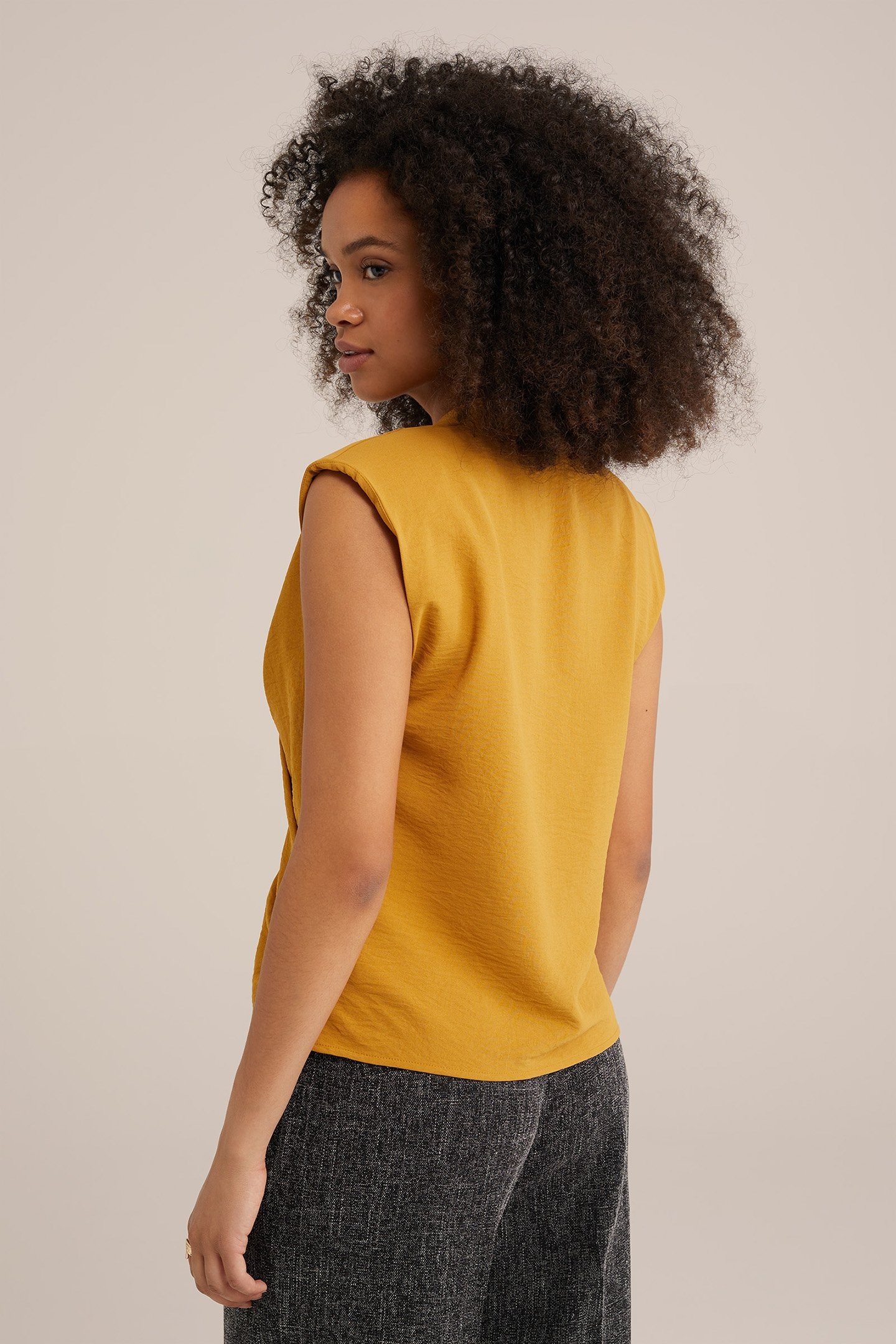 SINGLET MUSTARD YELLOW 2