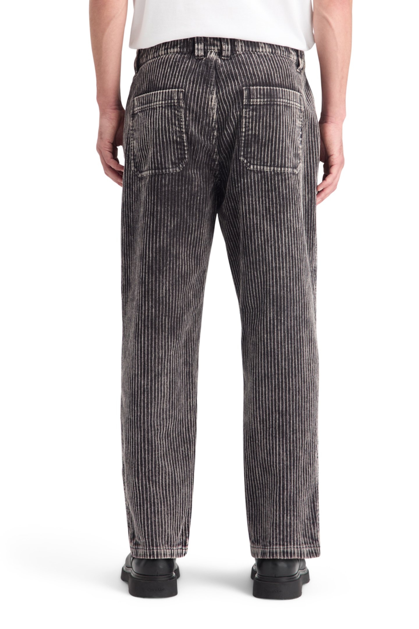 LOOSE TAPERED PLEATED WASHED CORDUROY CHINO BLACK 2