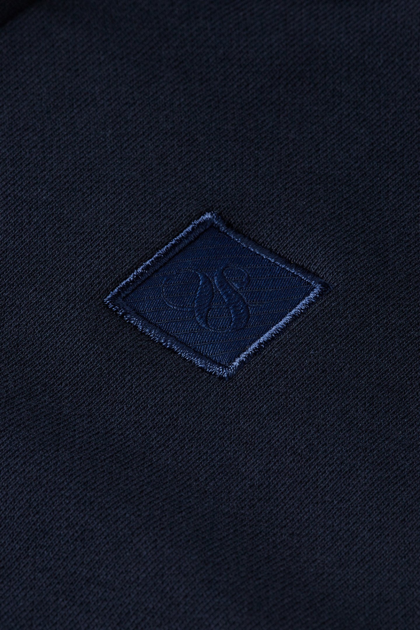 ESSENTIAL LOGO BADGE ZIP-THROUGH HOODIE NIGHT 8