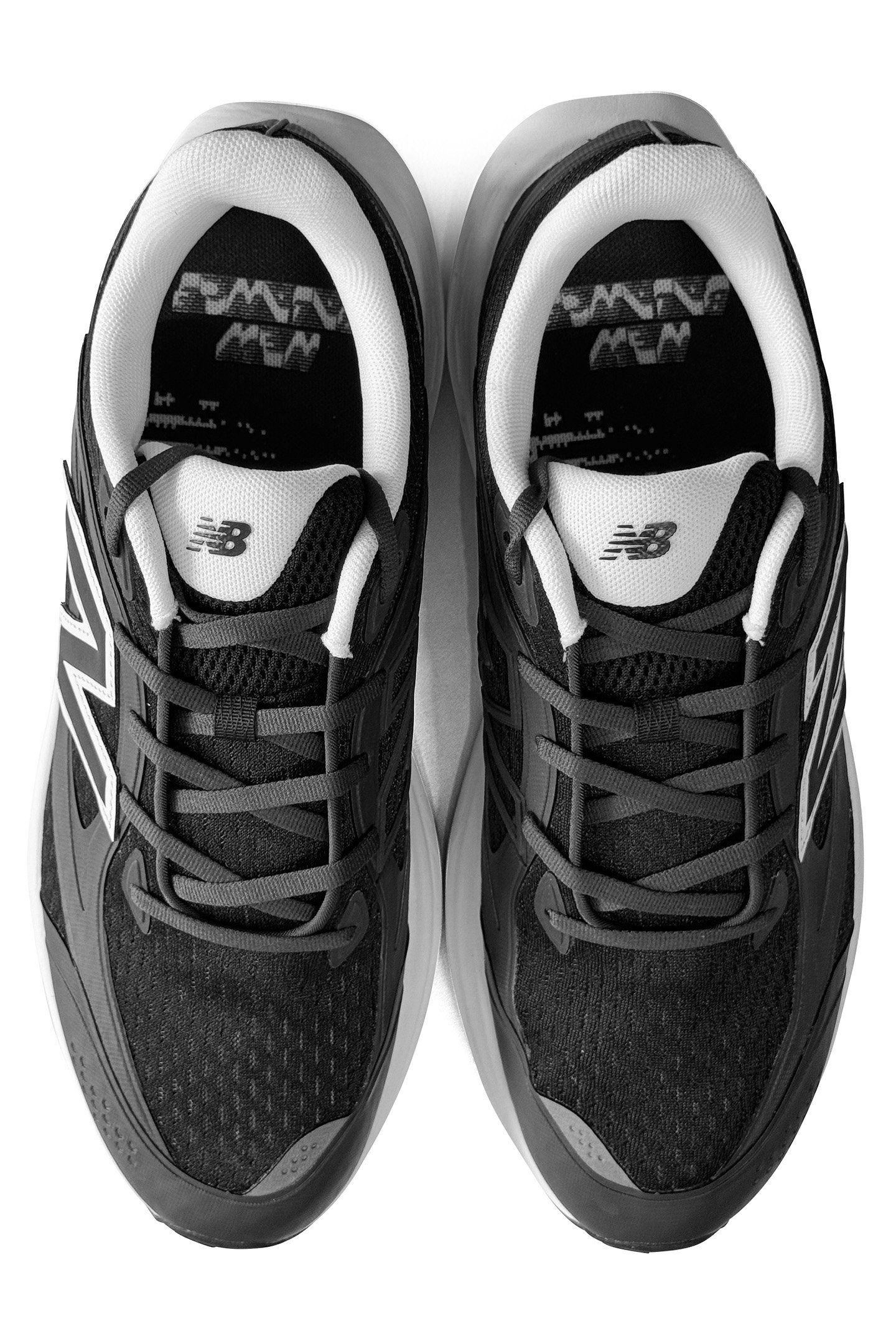 UTRNWF SNEAKERS IN BLACK CEMENT 3