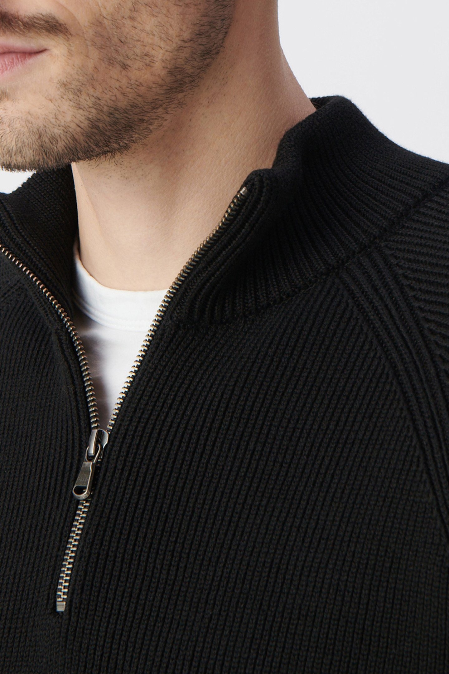BLACK TRUCKER-NECK KNIT SWEATER 5