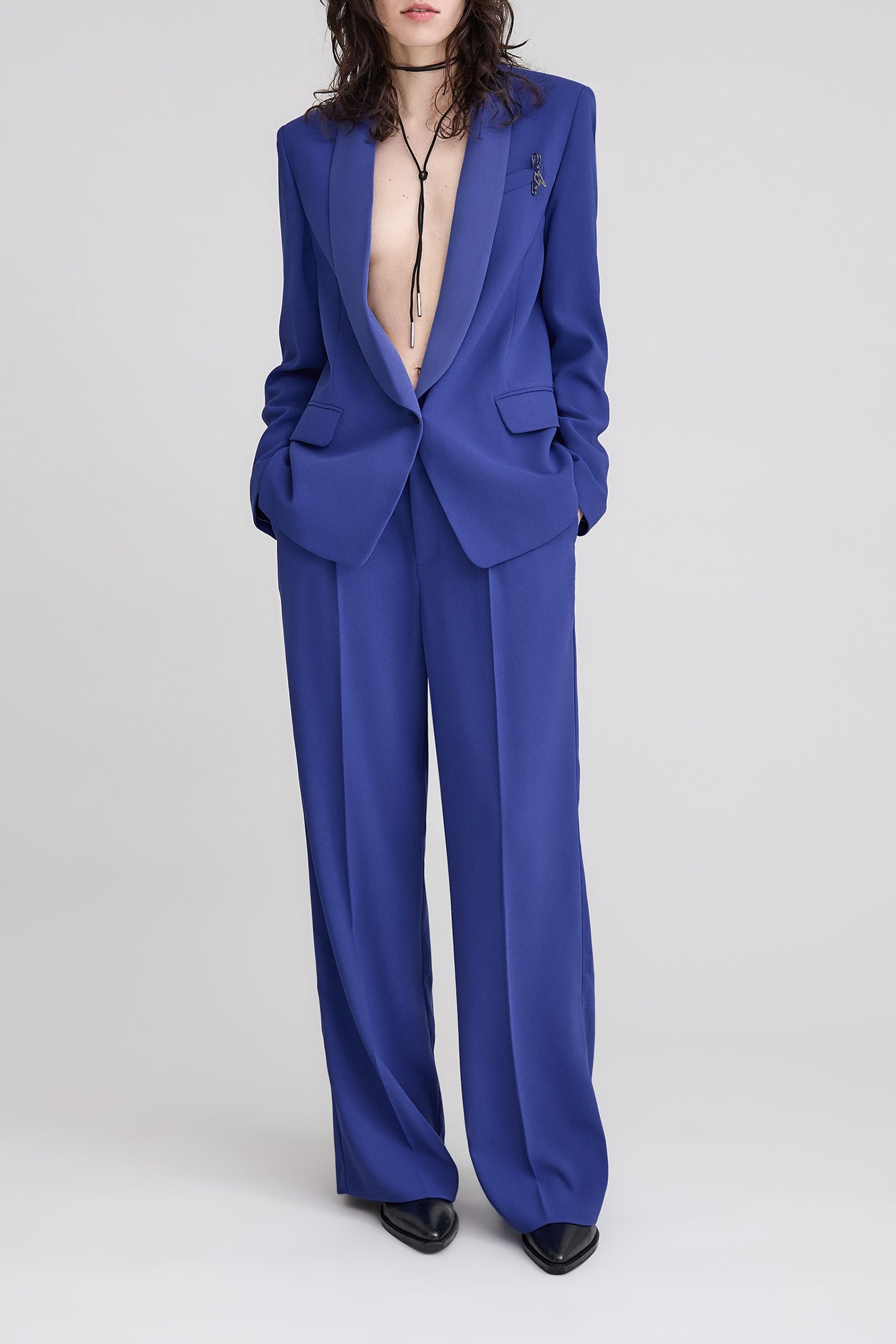 OVERSIZED SHAWL COLLAR SUIT JACKET IN ROYAL BLUE 3