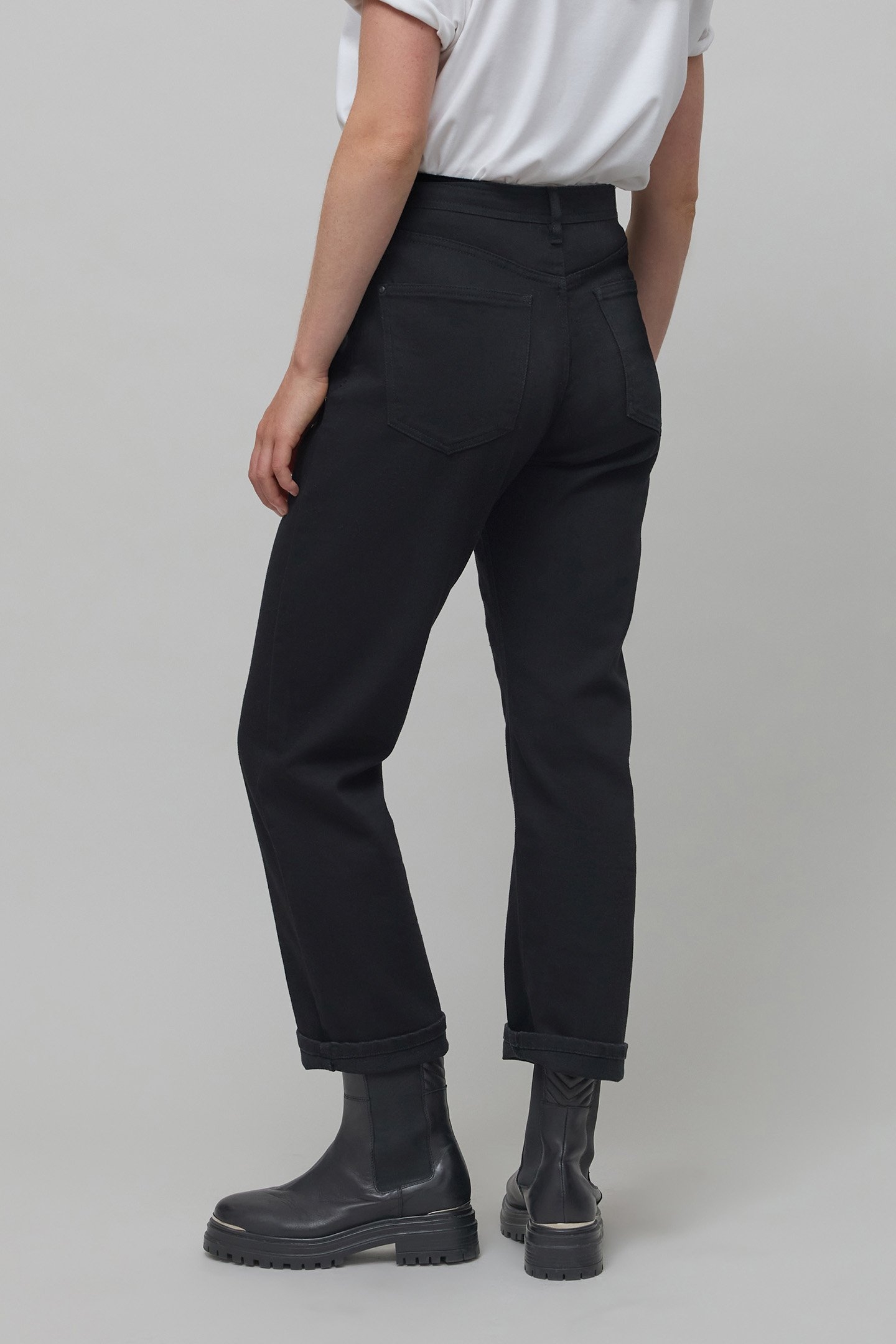 SLOUCHY BLACK COTTON CROPPED DENIM JEANS 2