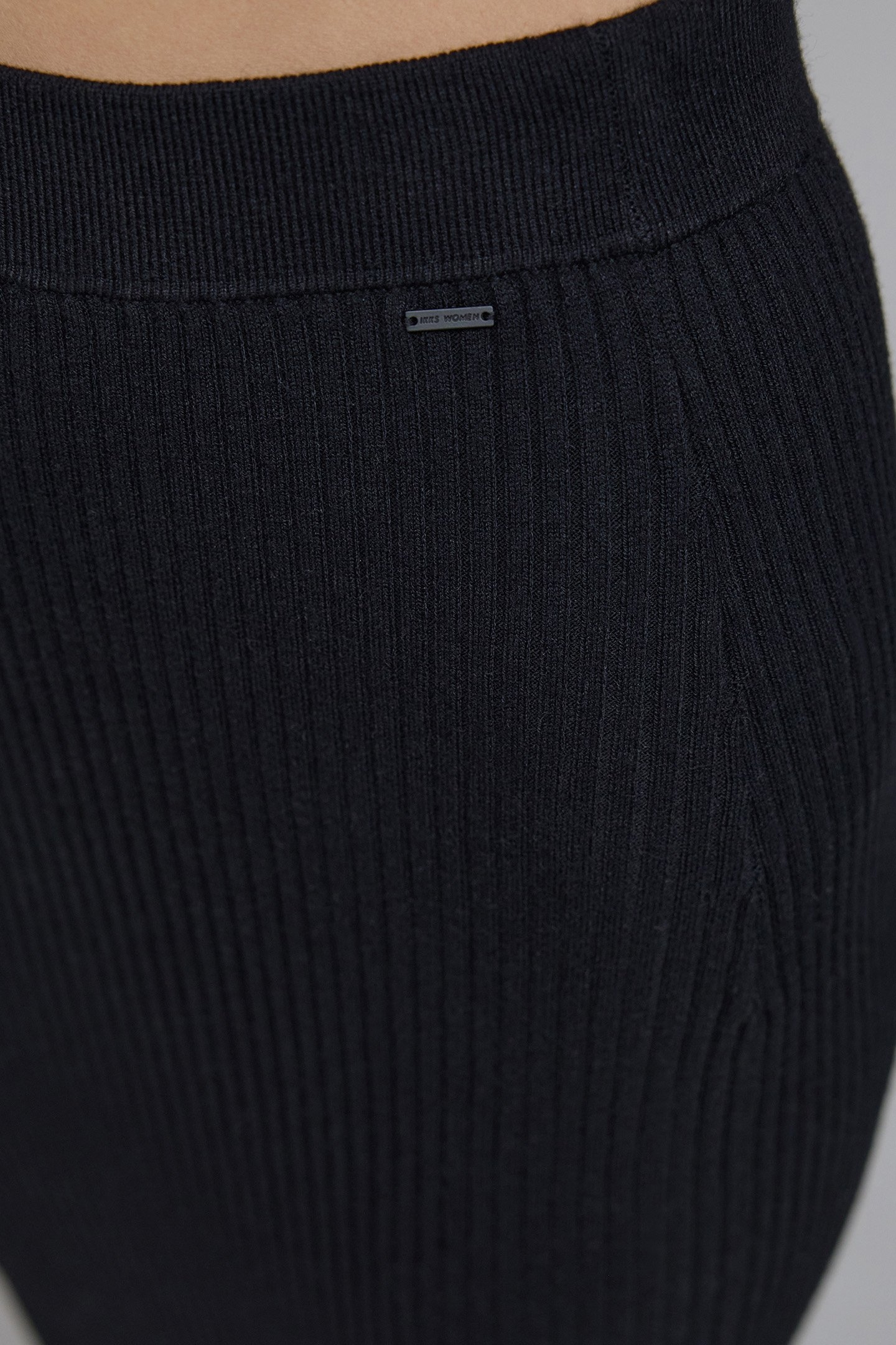 BLACK RIB-KNIT TUBE SKIRT 5