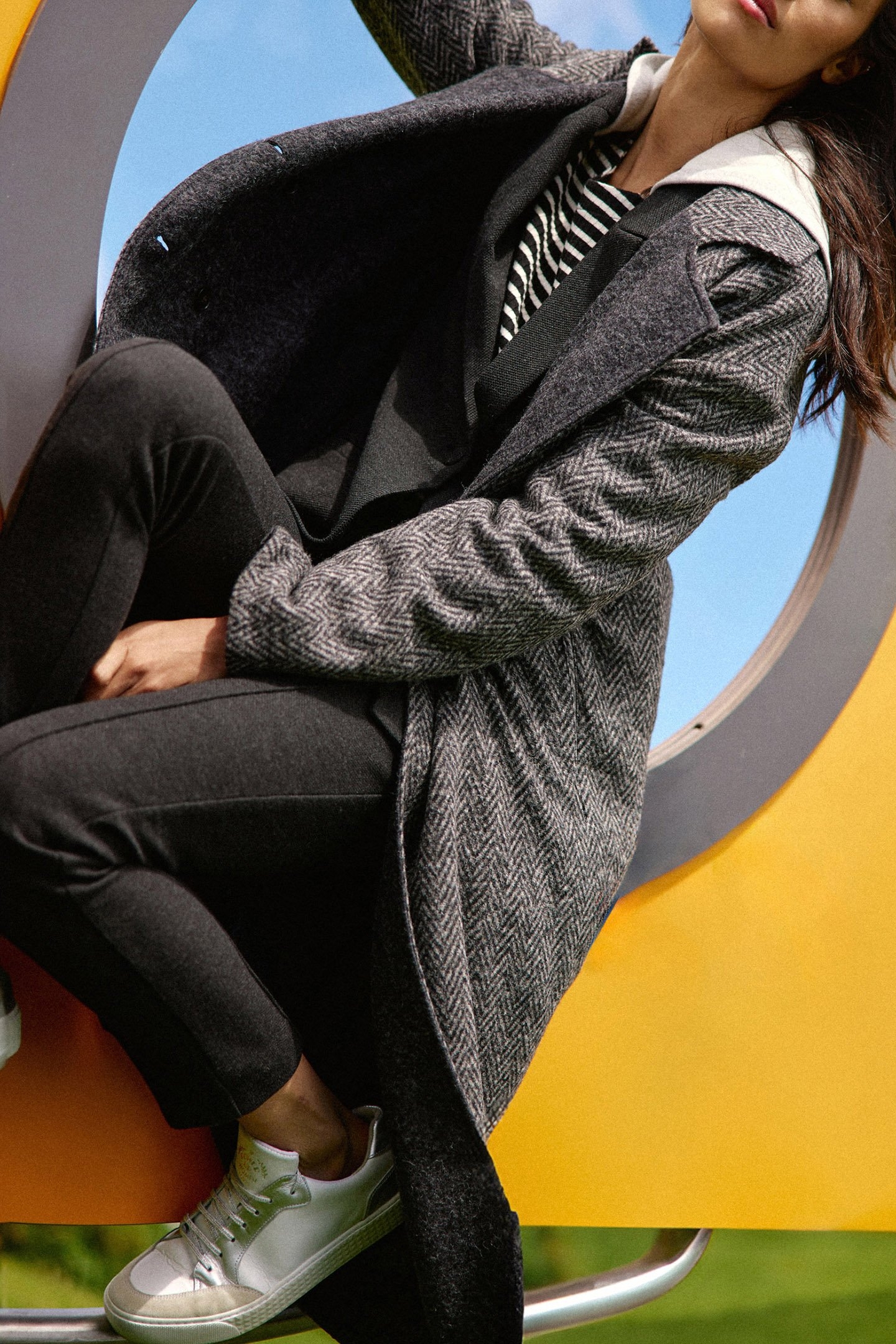 GREY/CHEVRON MOTIF REVERSIBLE COAT 7