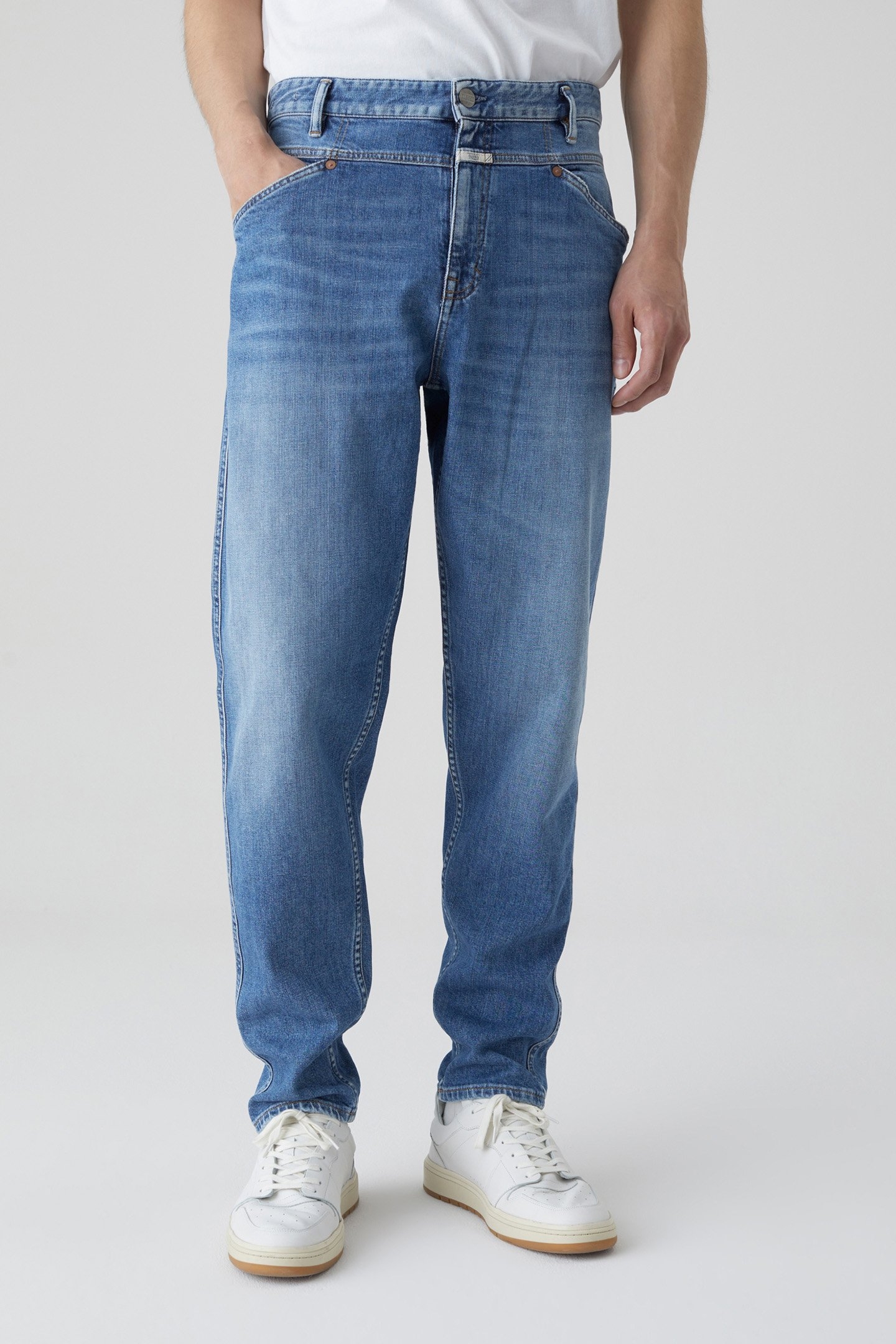 X-LENT TAPERED JEANS MID BLUE 1