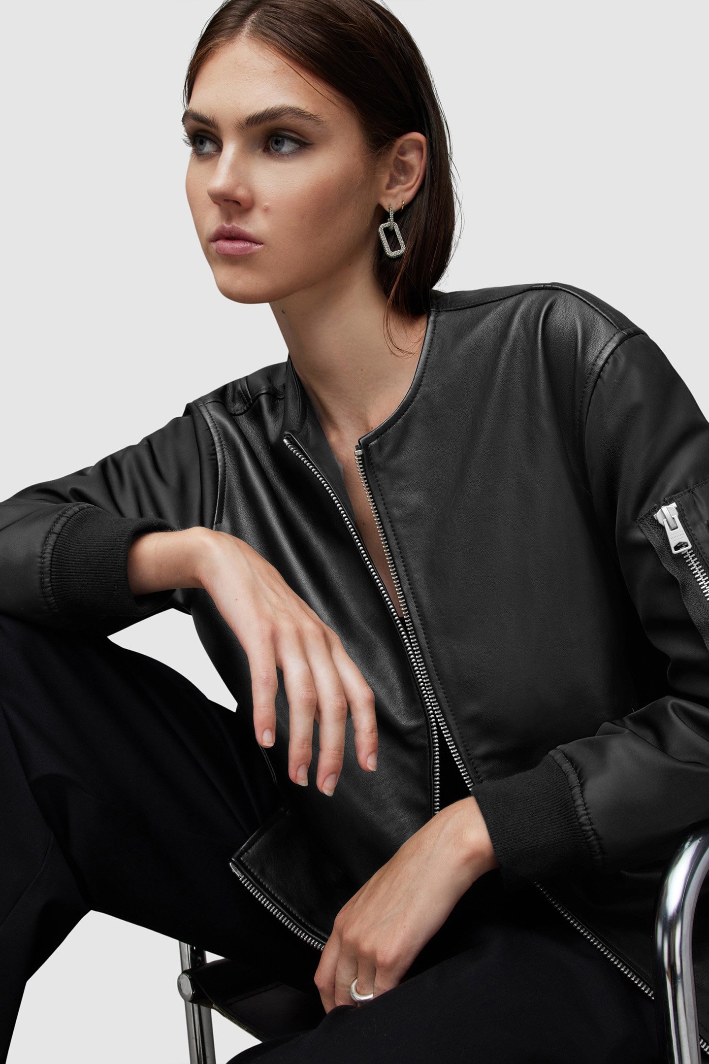 ZENE BOMBER BLACK 8