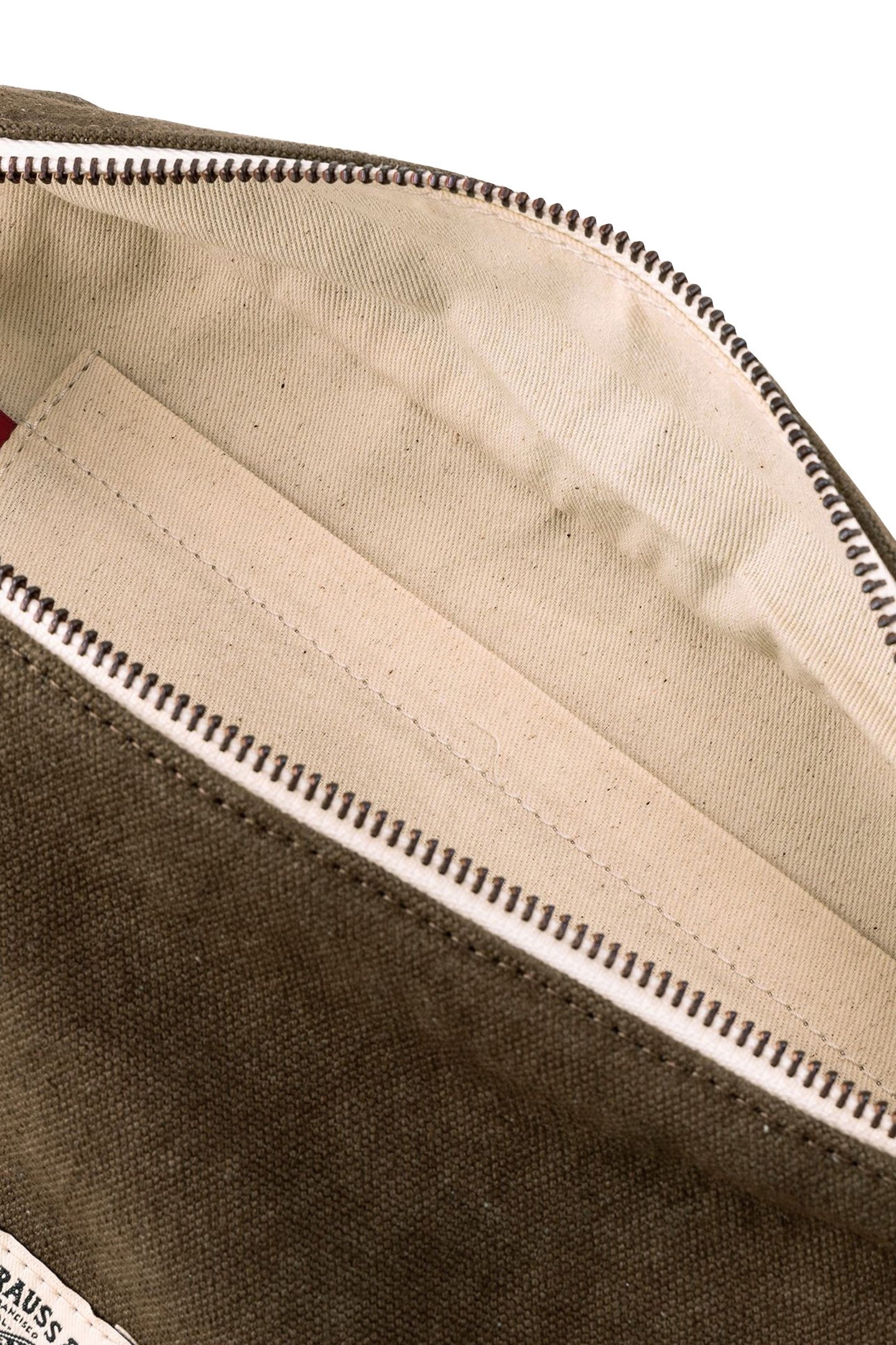 LEVI'S® DEVON CROSSBODY BAG IN DOWNTOWN BROWN 3