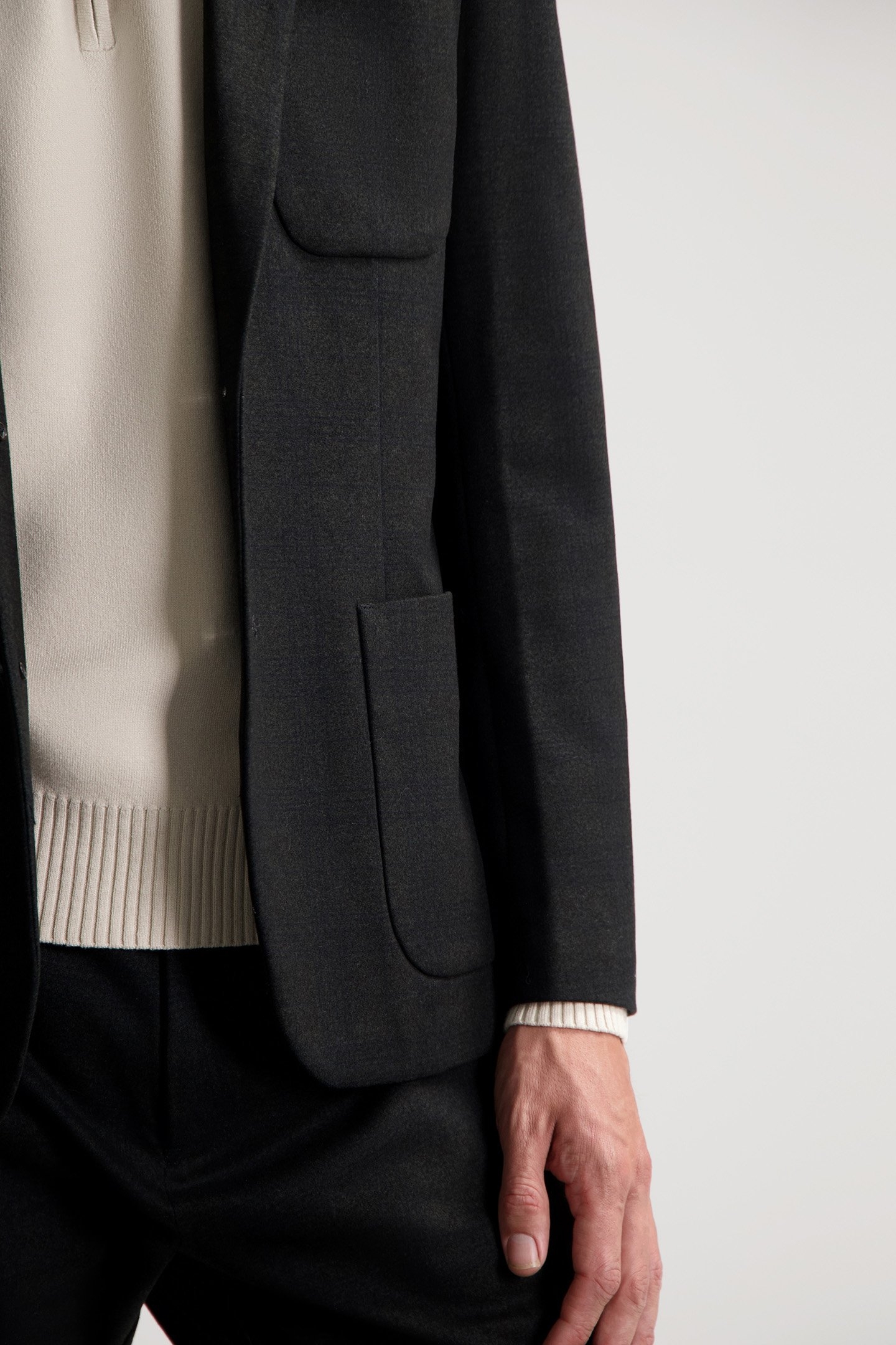 DS_TRAVEL CHECK BLAZER RAVEN 6