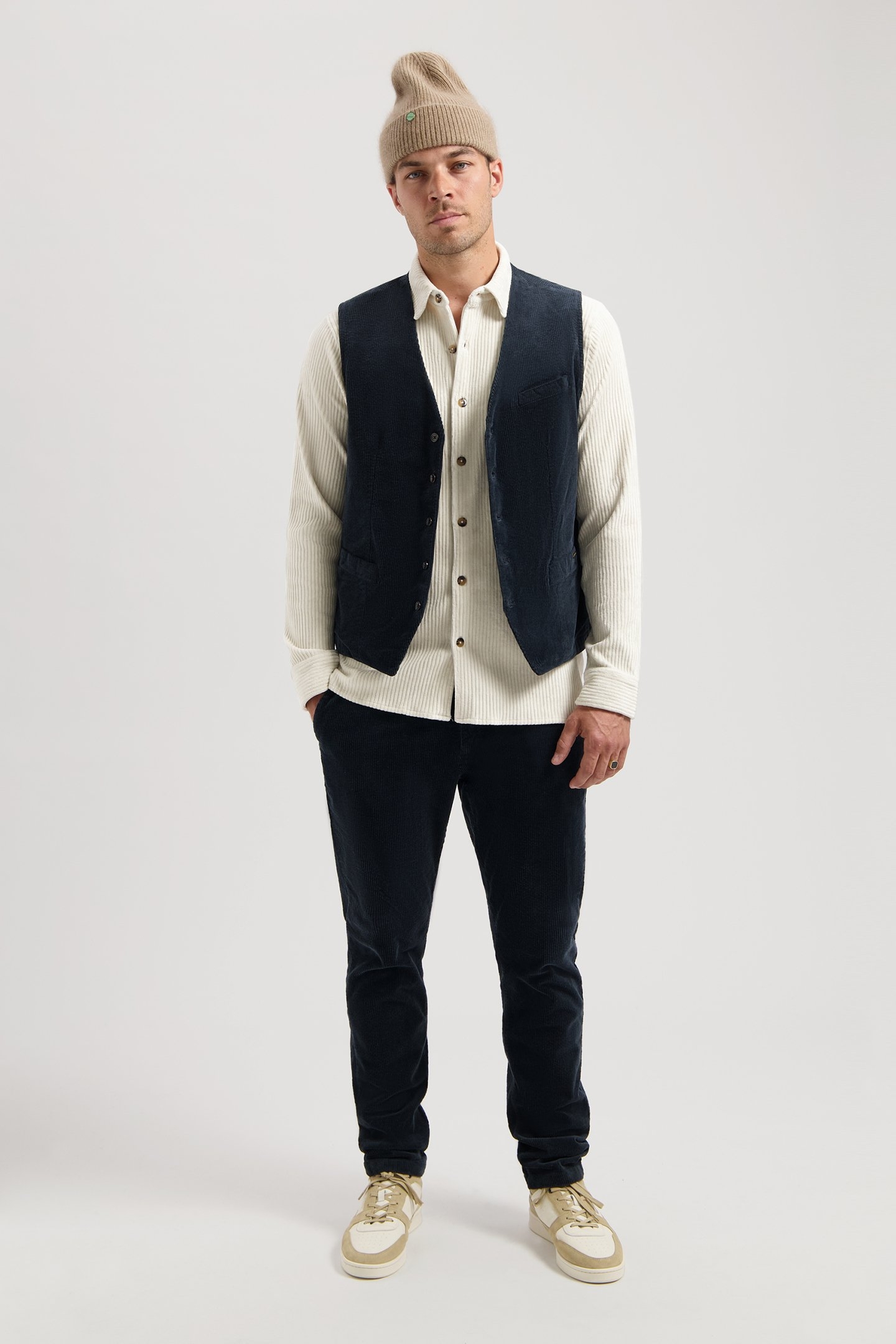 DS_RUSTY GILET COLLEGIATE BLUE 3