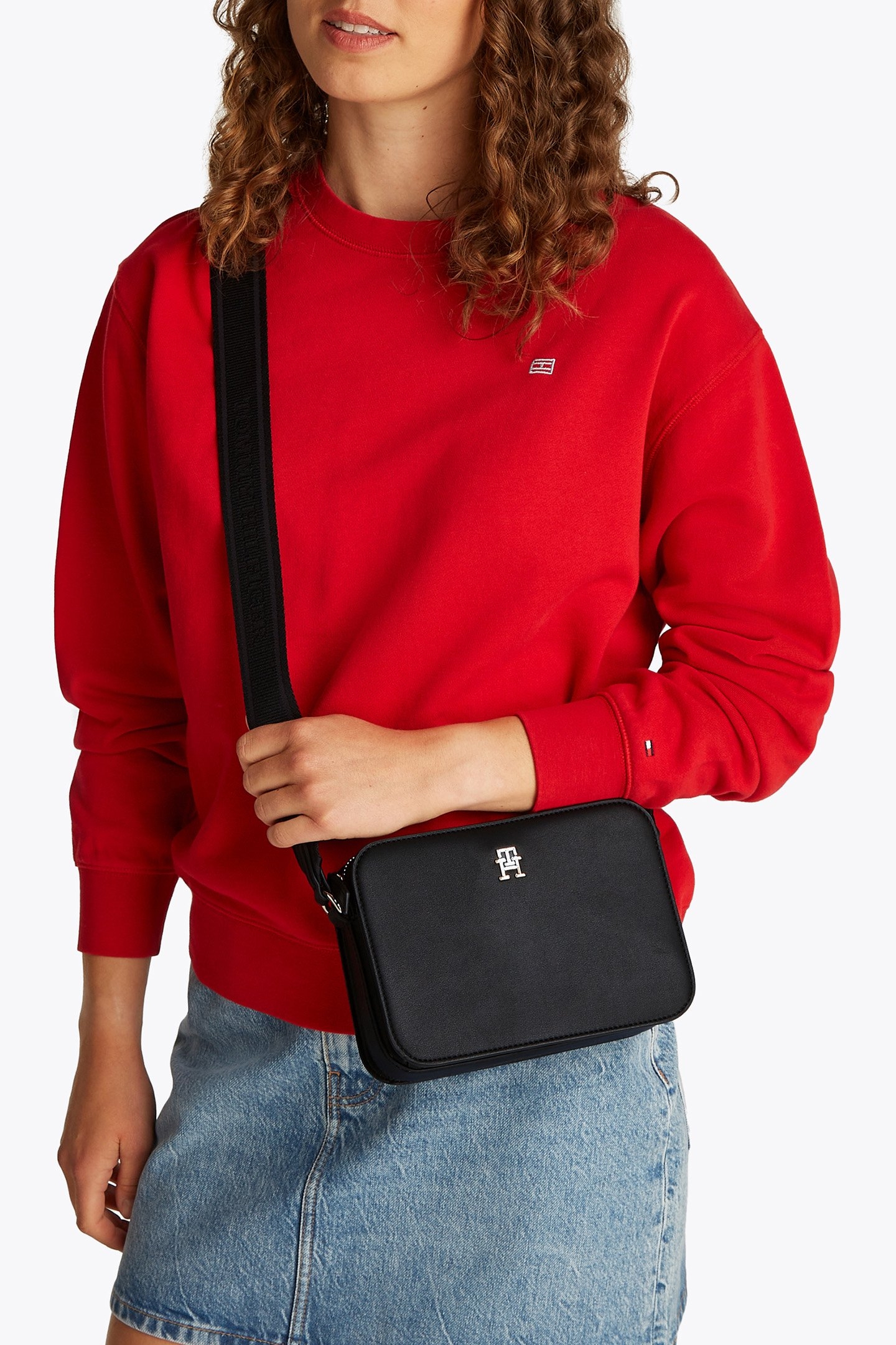 TH LOGOTAPE CAMERA BAG BLACK 2