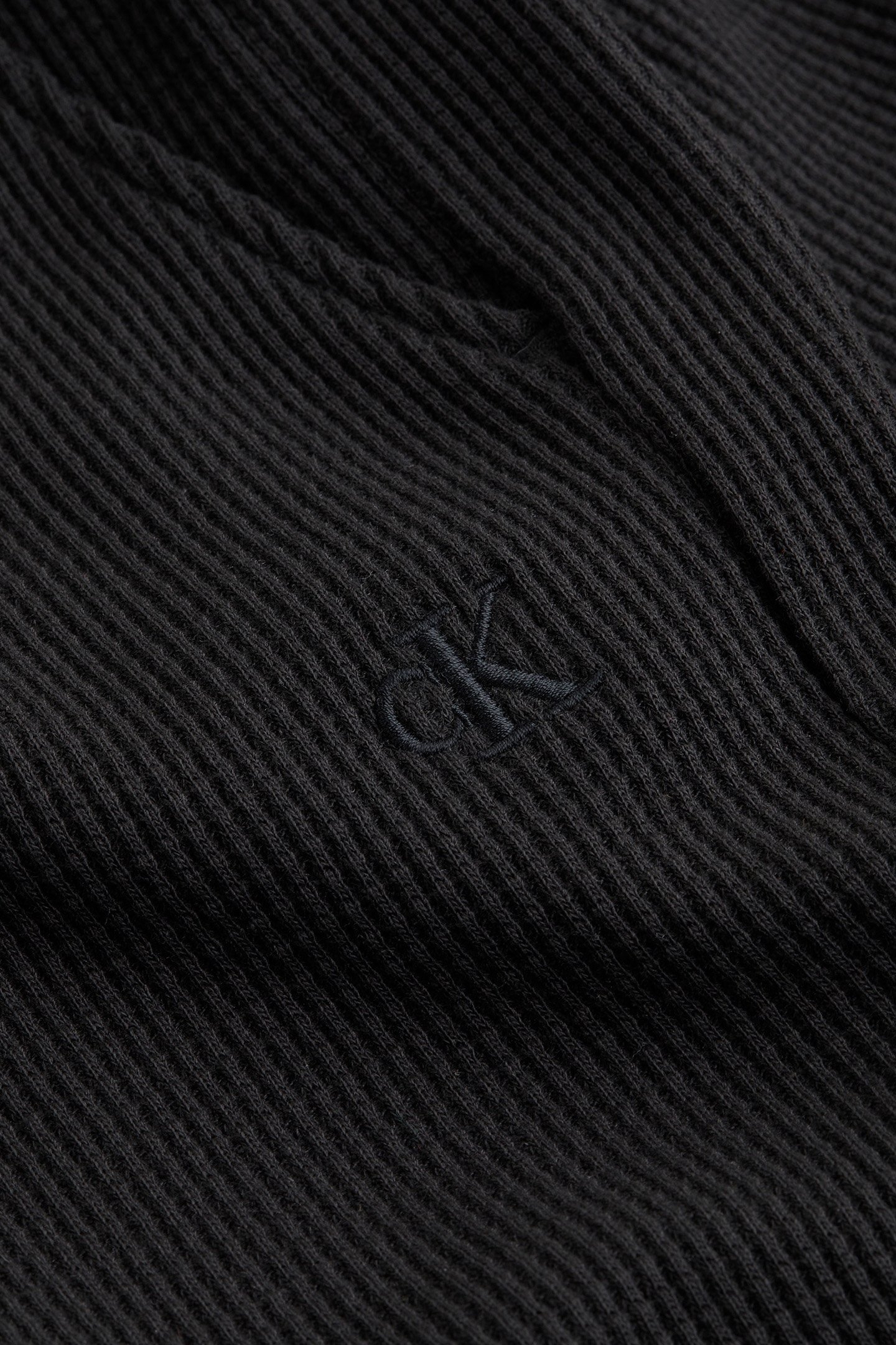 CHUNKY WAFFLE SHORT CK BLACK 7