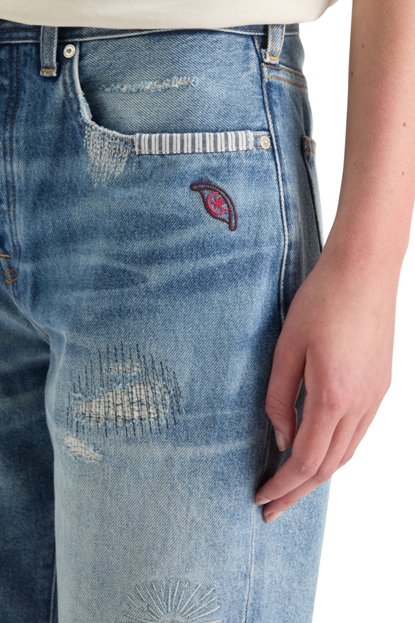 THE BUZZ SLIM BOYFRIEND JEANS - PLAYLIST 8