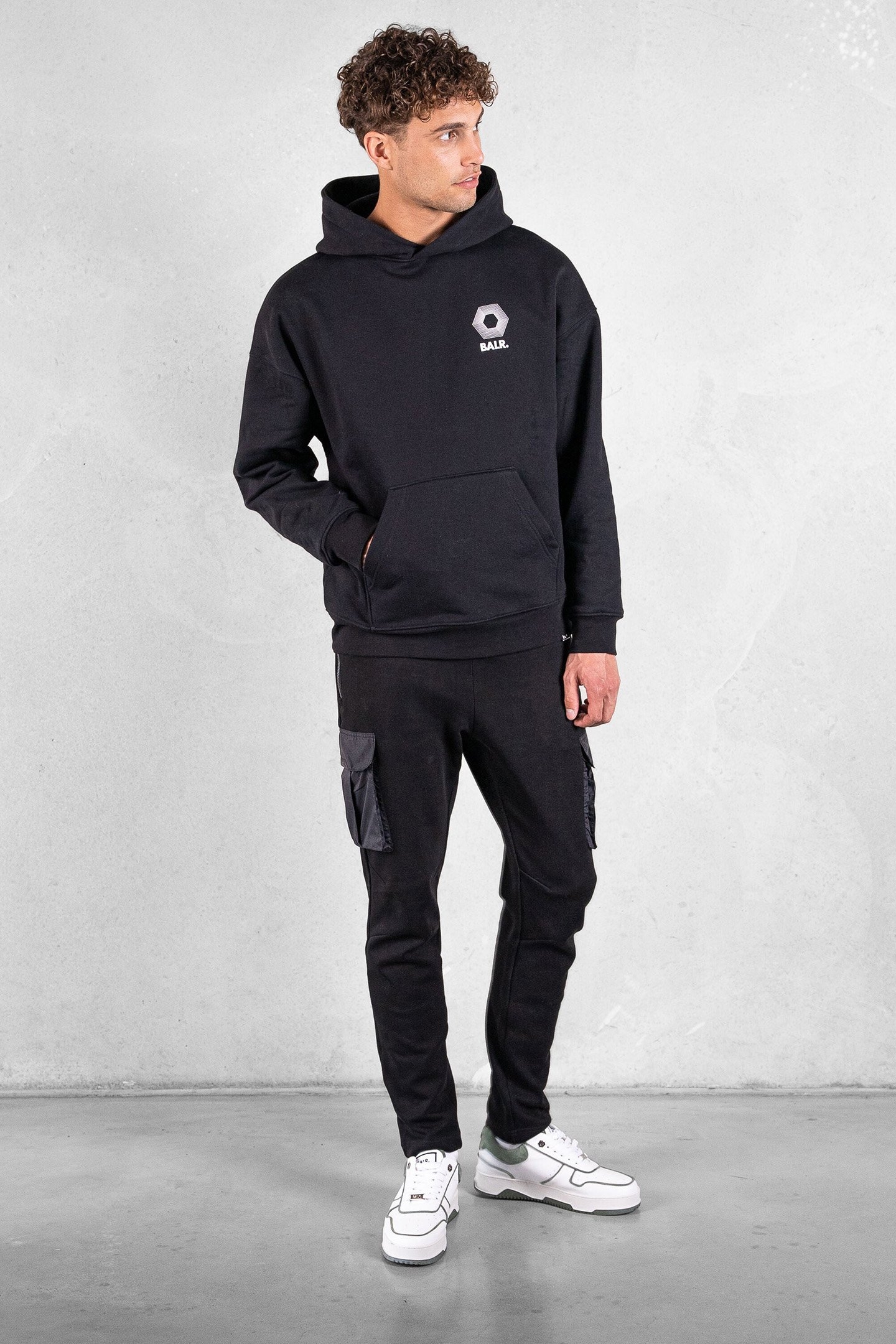 JOEY BOX HALF TRACK H2S HOODIE JET BLACK 3