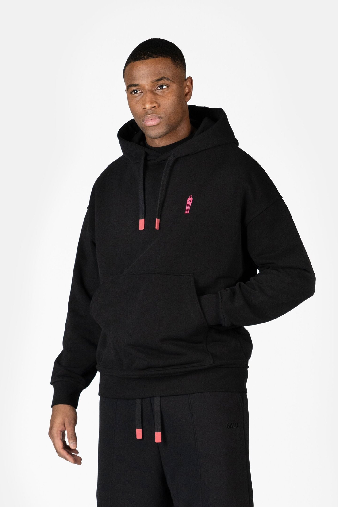 THE WALL BOX FIT HOODIE JET BLACK 1