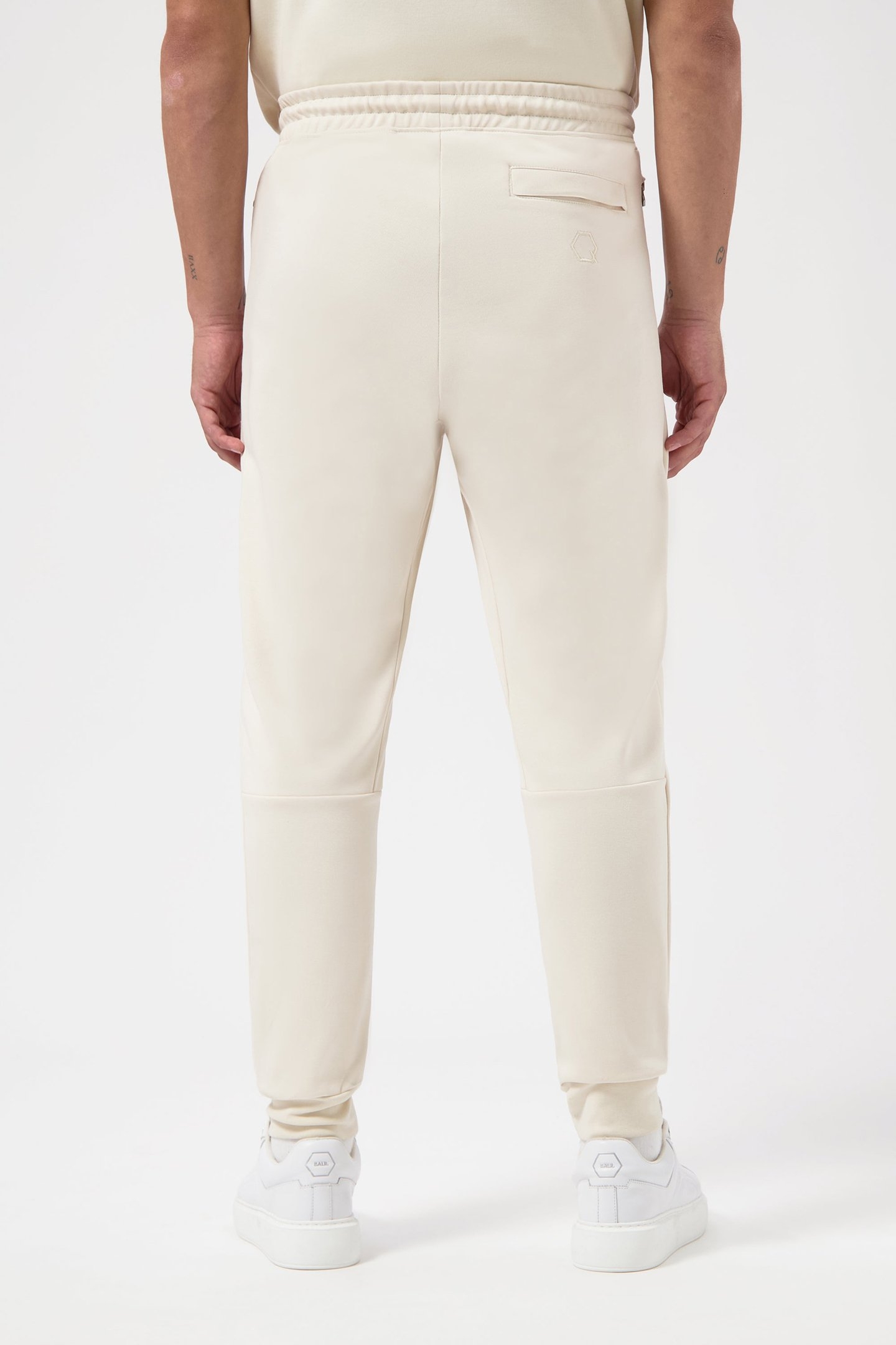 Q-SERIES REGULAR FIT JOGGER WHITE SWAN 2