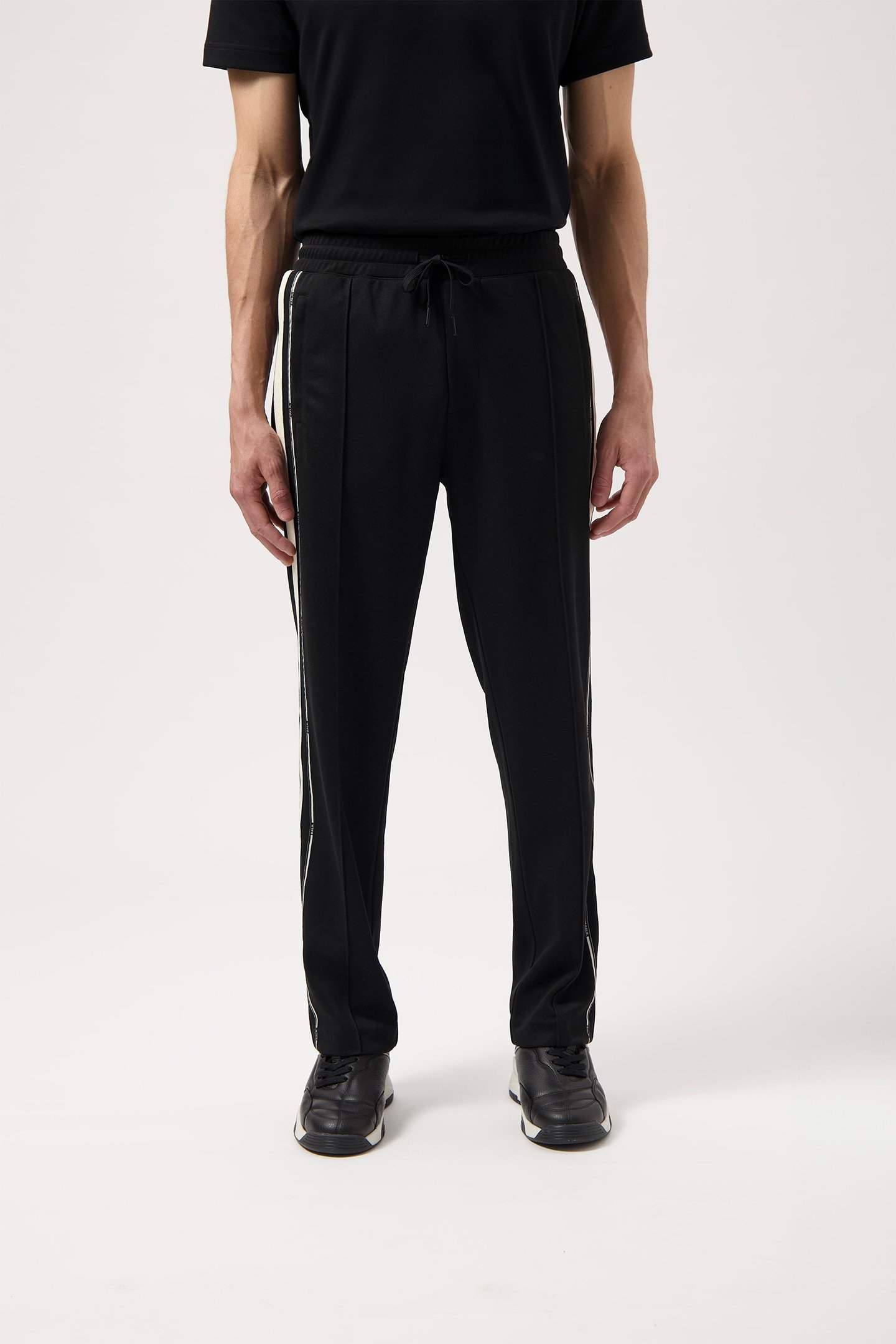 TAPE STRAIGHT TRACK PANTS JET BLACK 1