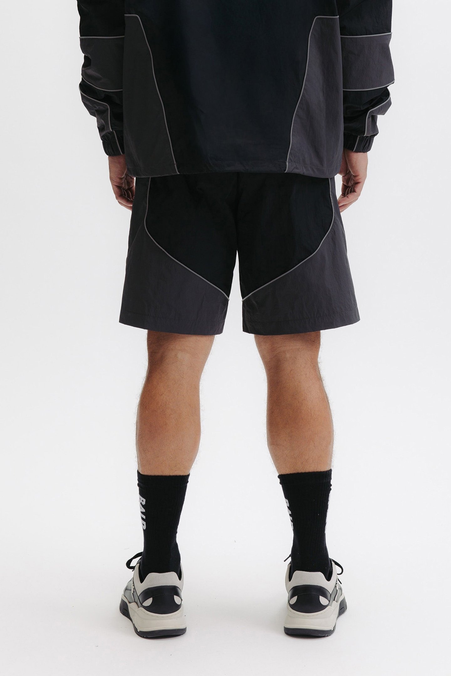 JEZRA SHORTS JET BLACK 2