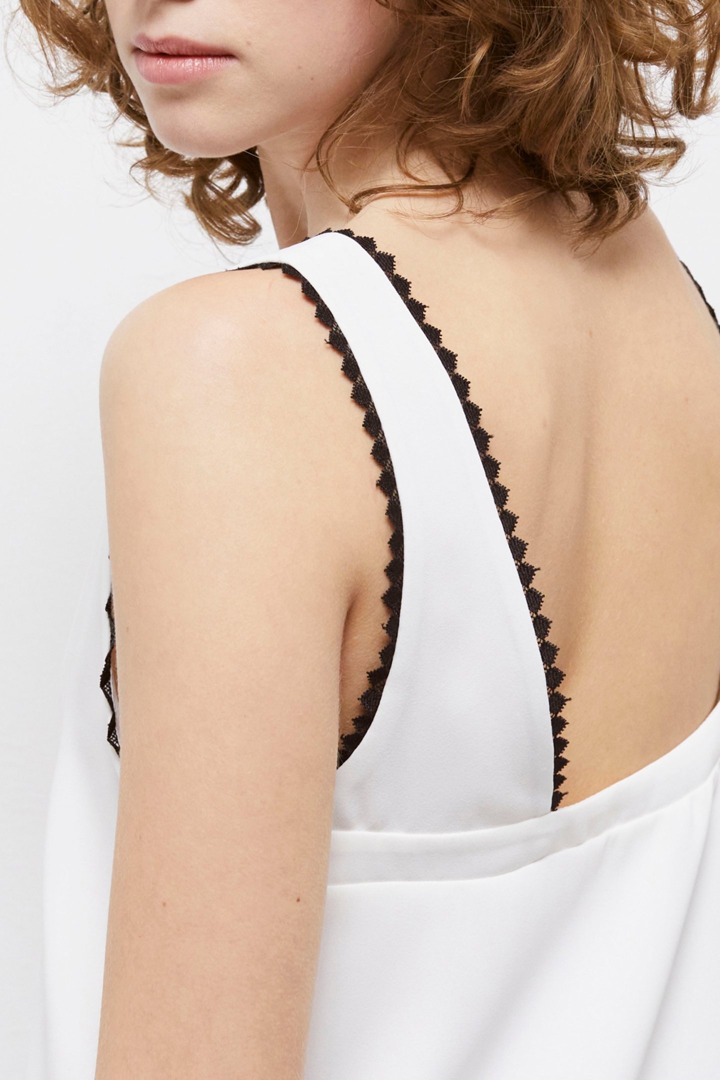 SLEEVELESS TOP WITH LACE DETAIL ECRU 7