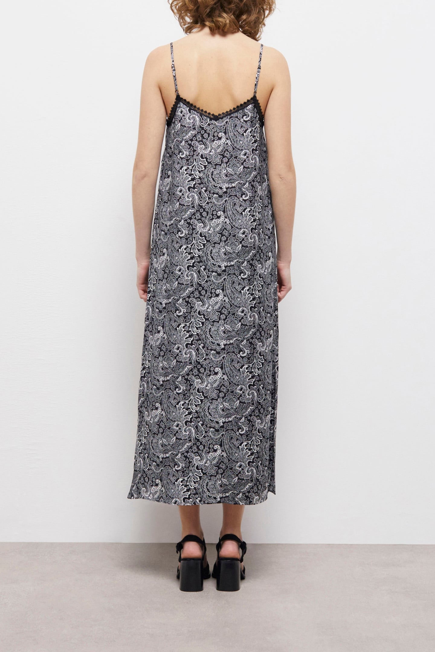 LONG DRESS BLACK WHITE 2