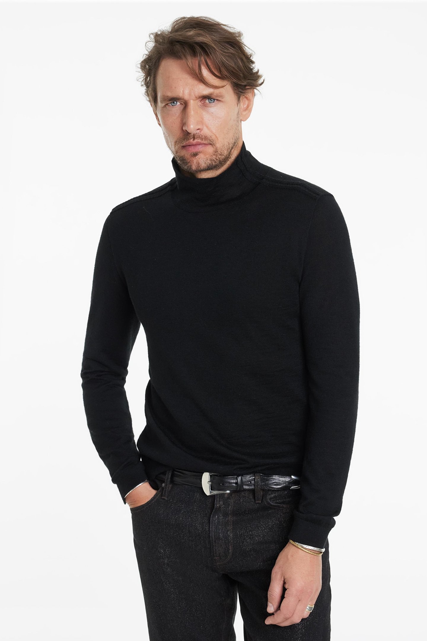 ALONTE REGULAR FIT MOCK NECK WITH WHIP S BLACK 1