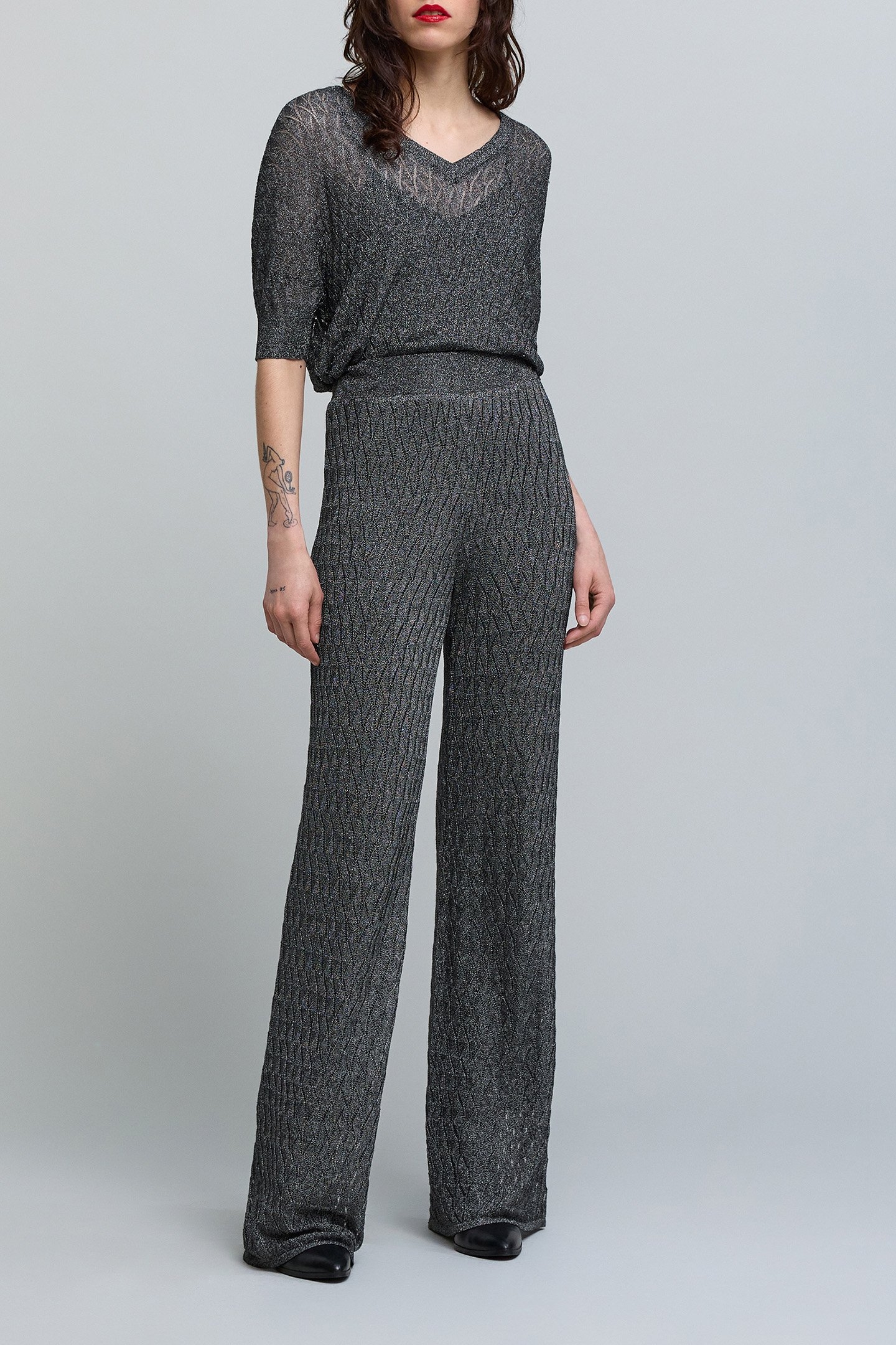 GREY FINE KNIT OPENWORK GRAPHIC SWEATER 5