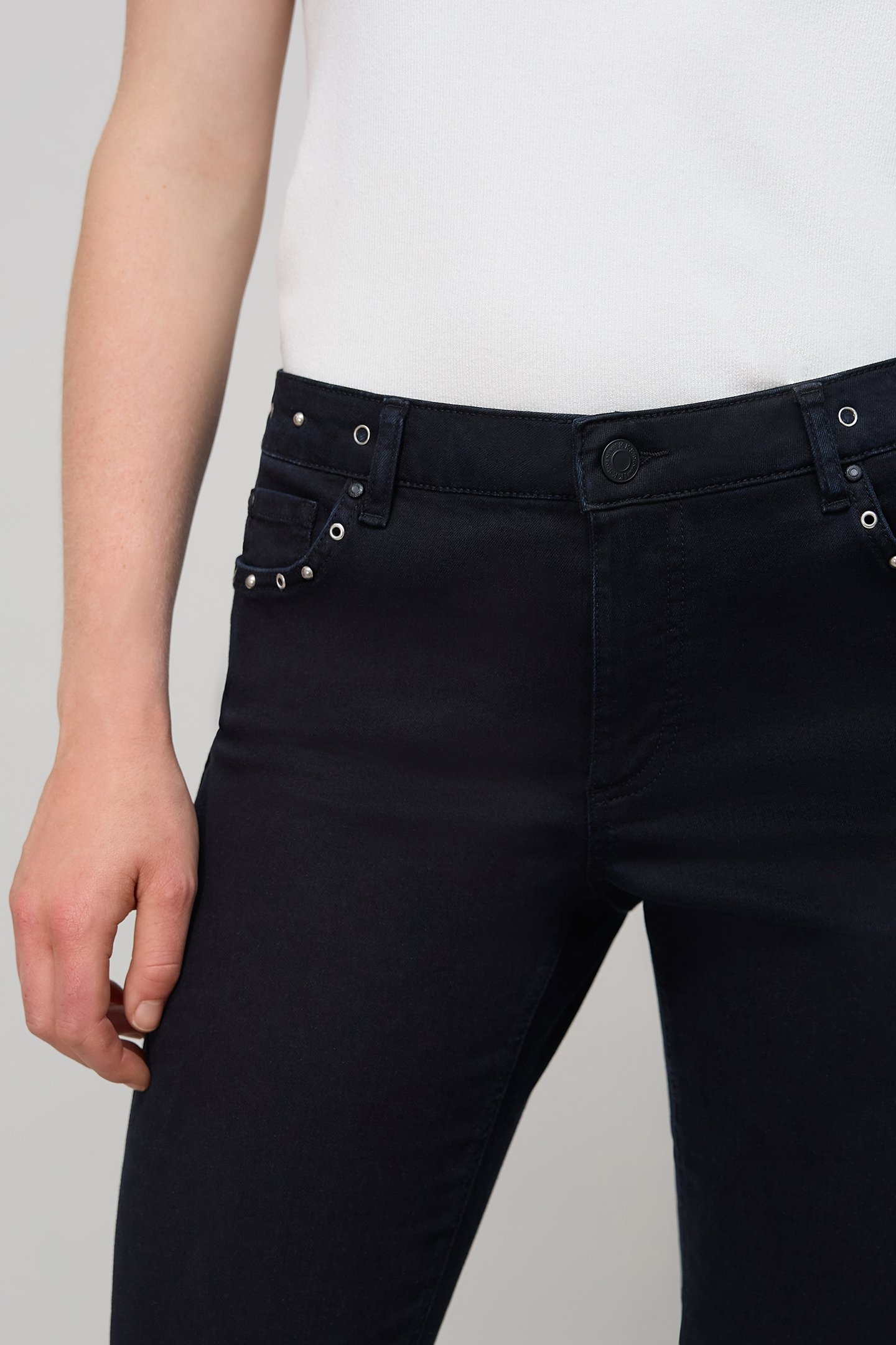 7/8TH SLIM BLUE BLACK POWERSTRETCH STUDDED JEANS 5