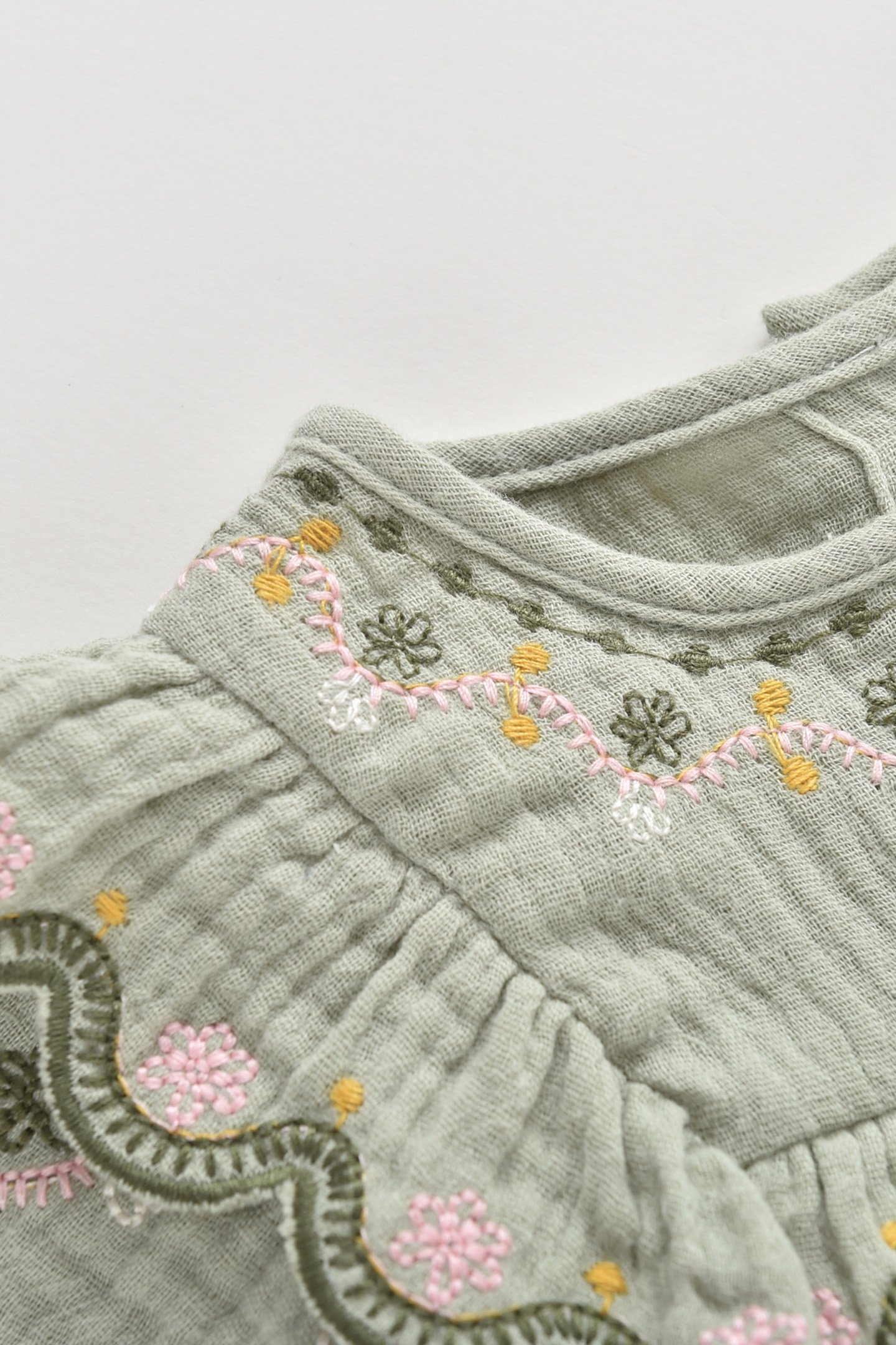 BLOUSE SYBIL KHAKI 5