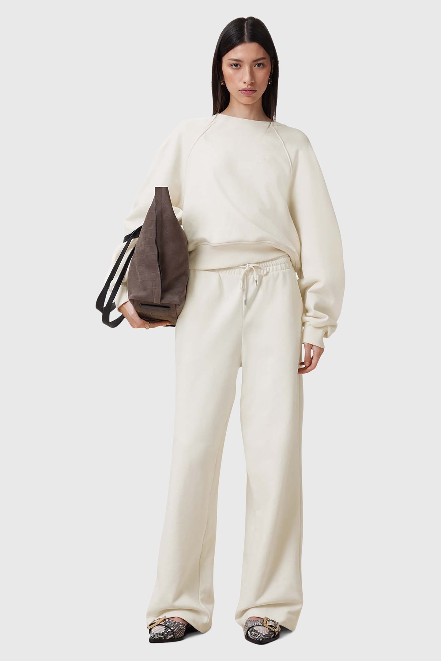 DANI HAVEN SWEAT TOFU WHITE 5