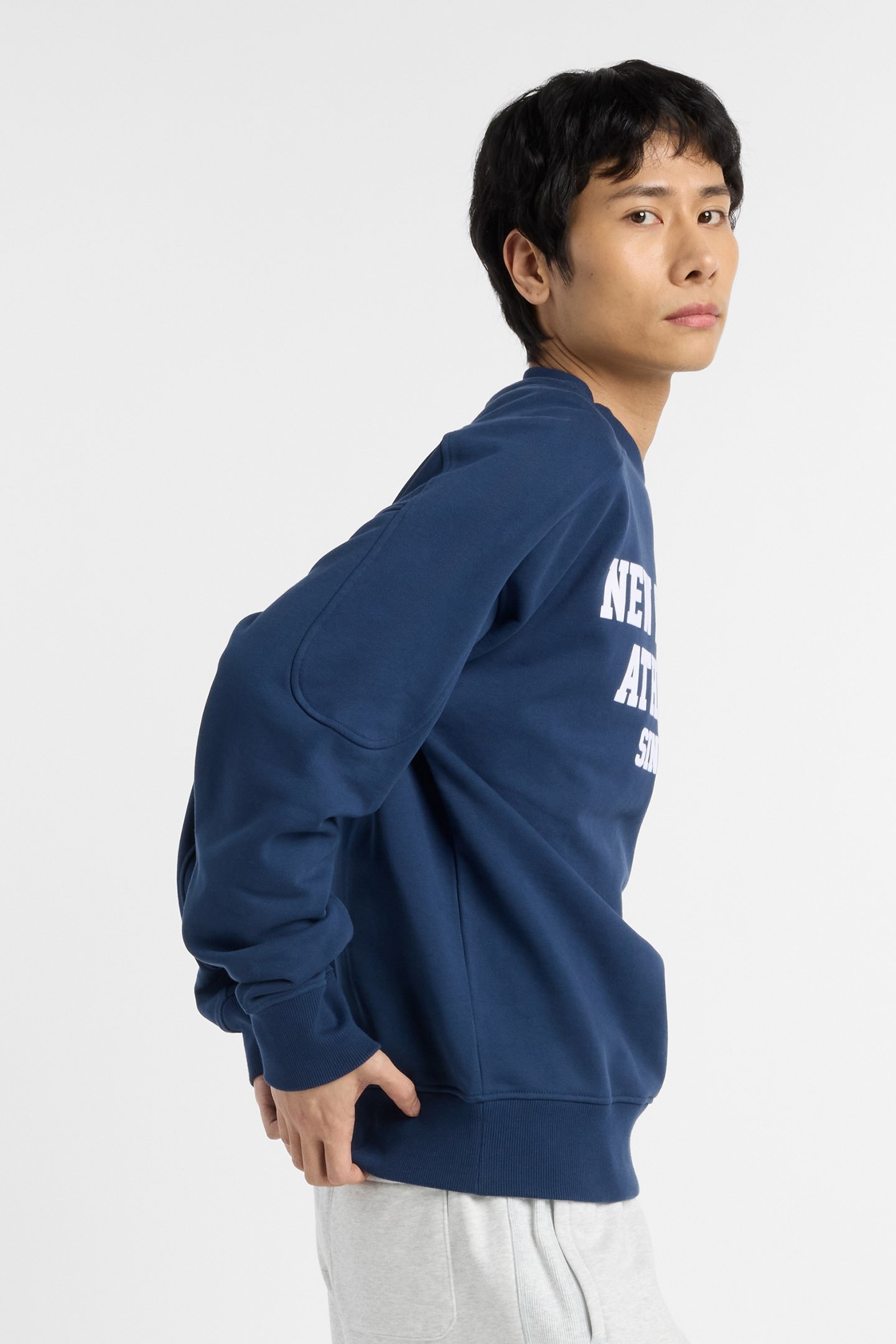 VARSITY FRENCH TERRY GRAPHIC NAVY 4