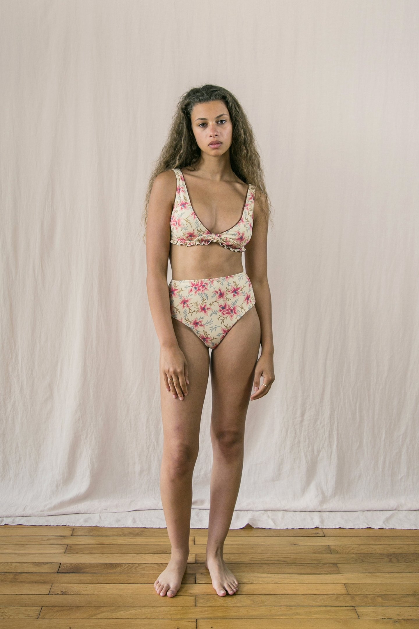 BIKINI TOP OHAU RASPBERRY FLOWERS 1