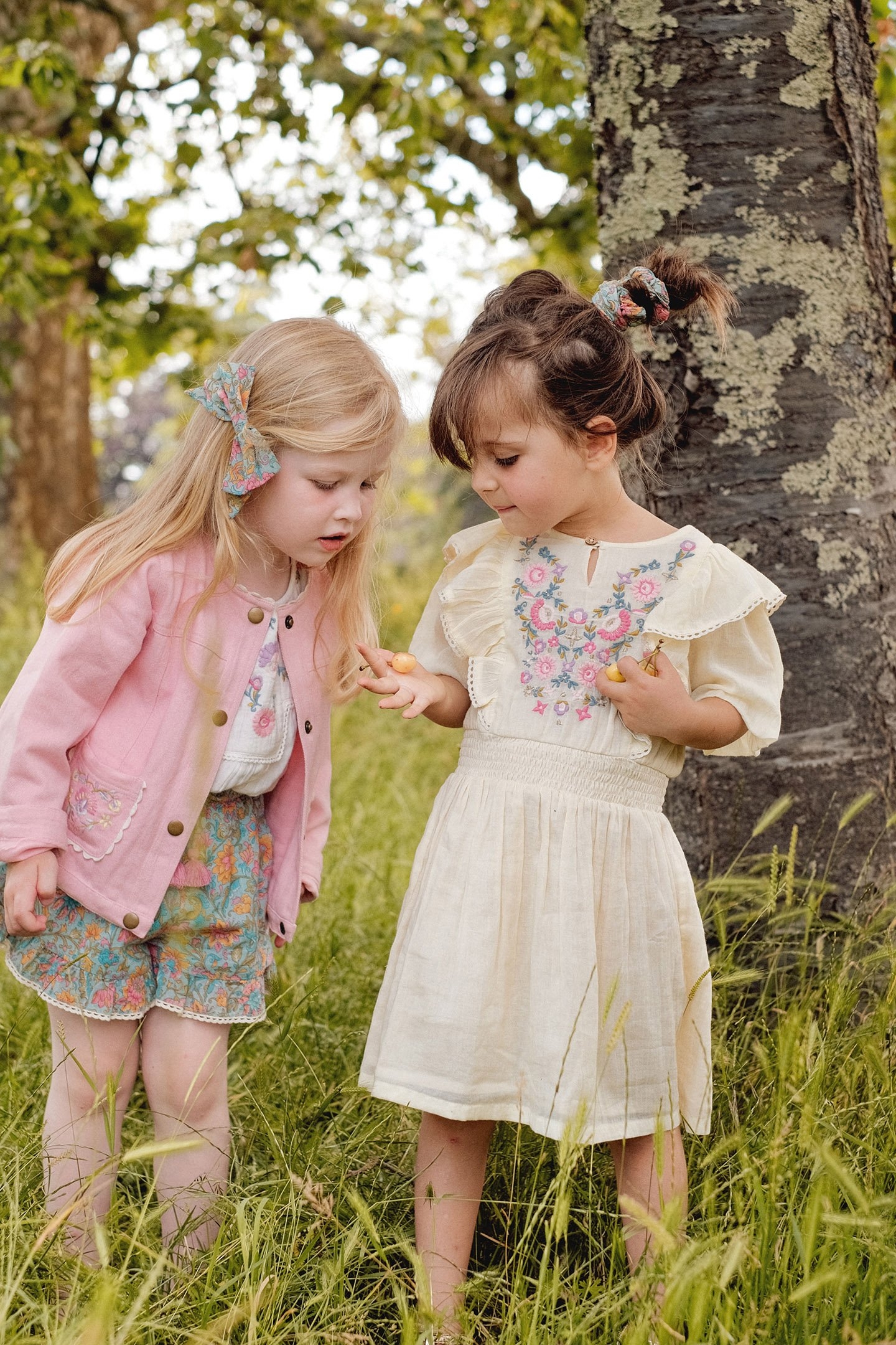 SHORTS VALLALOID WATER RIVER FLOWERS 6