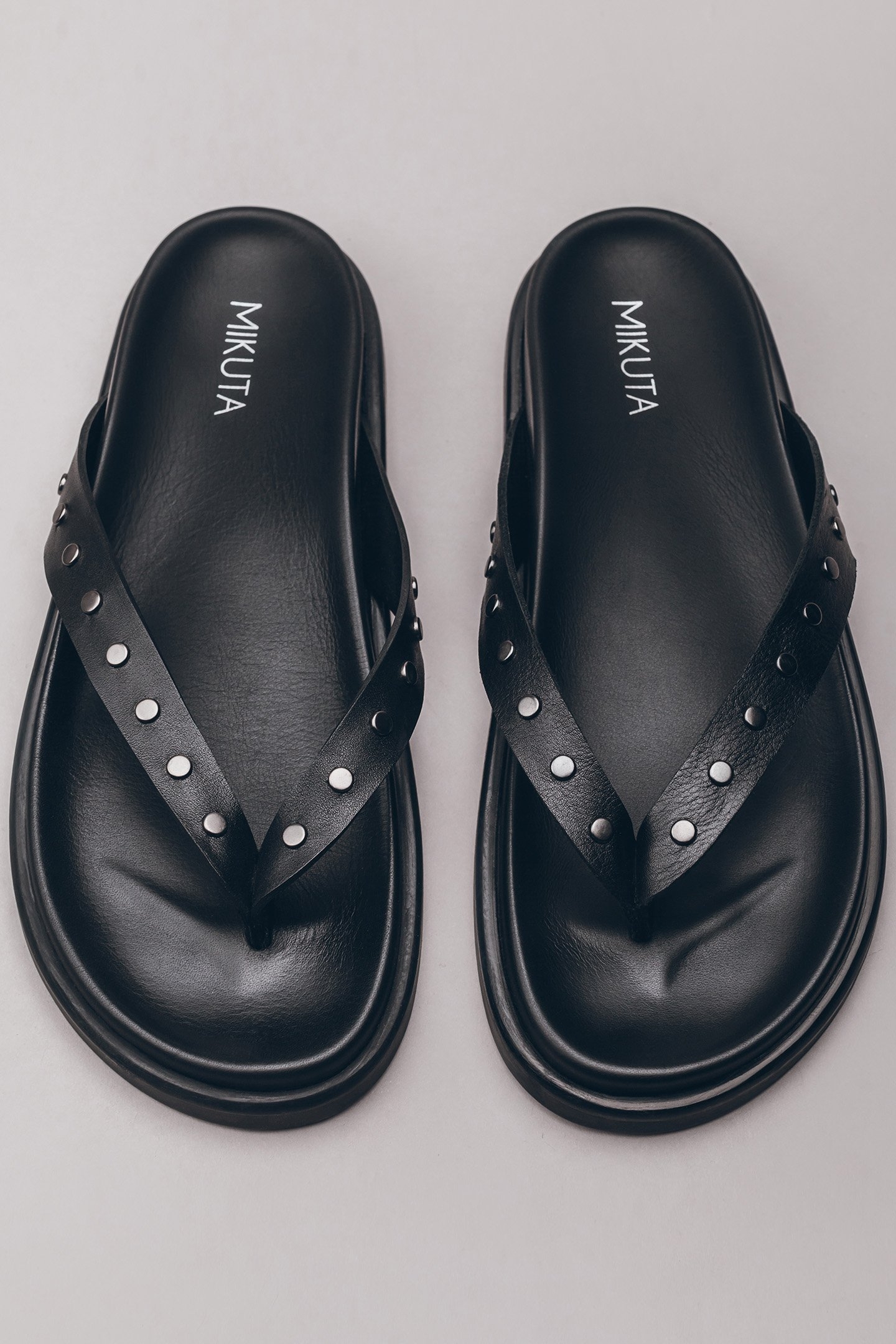 THE BLACK STUDDED LEATHER SANDALS 1