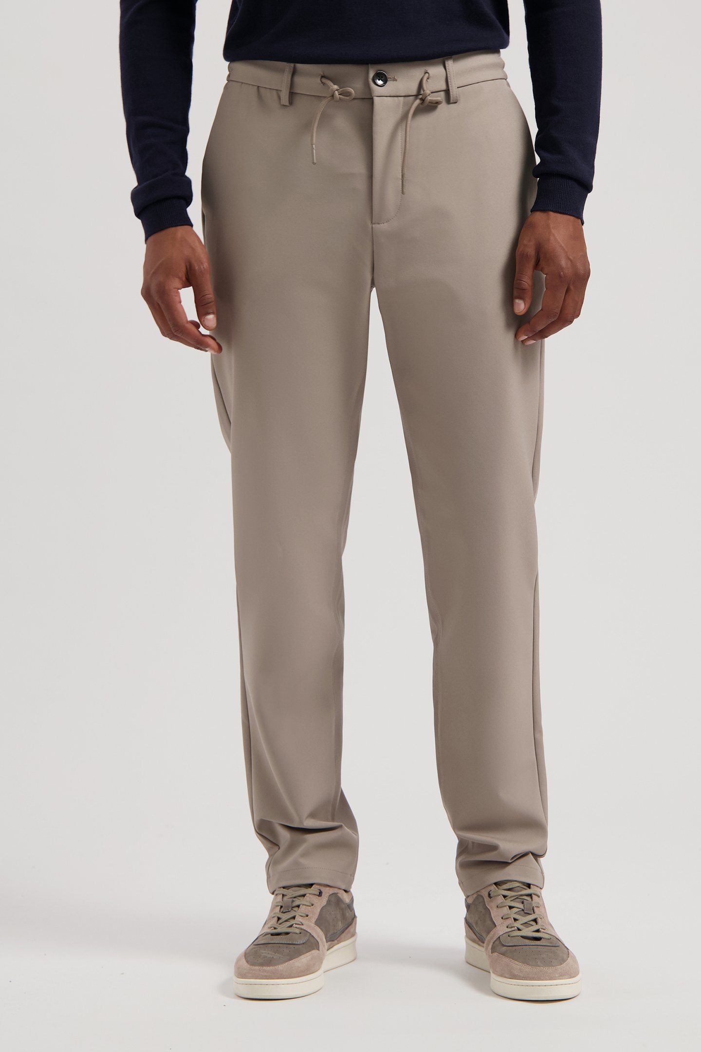 DS_LOGAN TECH CHINO DRIFT WOOD 1