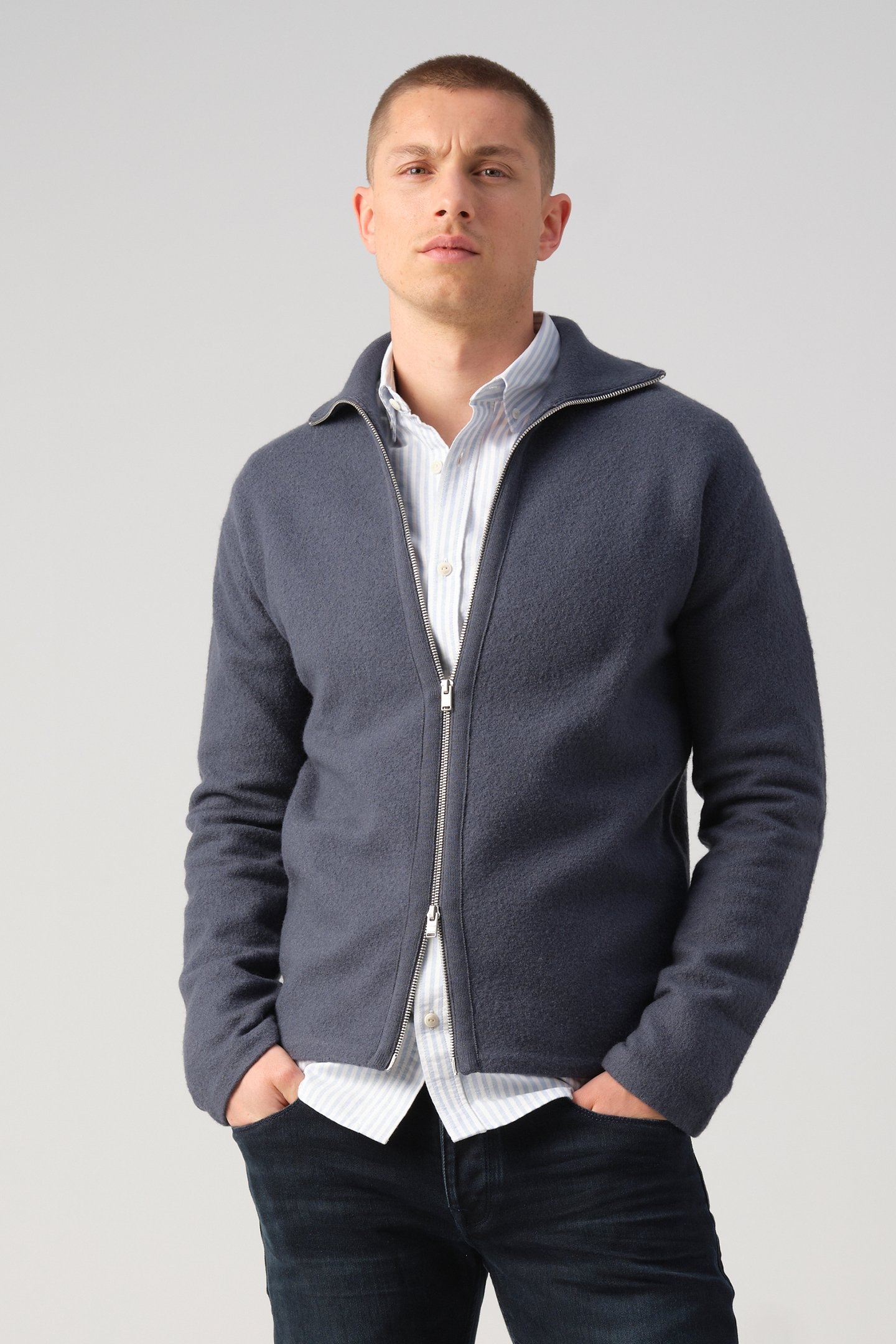 J.C. RAGS RANDY VEST OMBRE BLUE 1