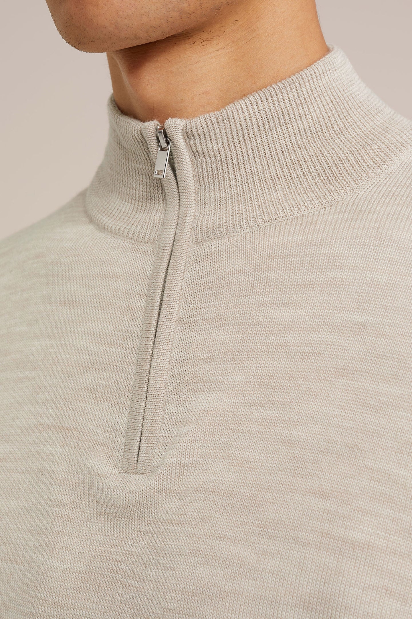 HALFWAY ZIPPER BEIGE 5