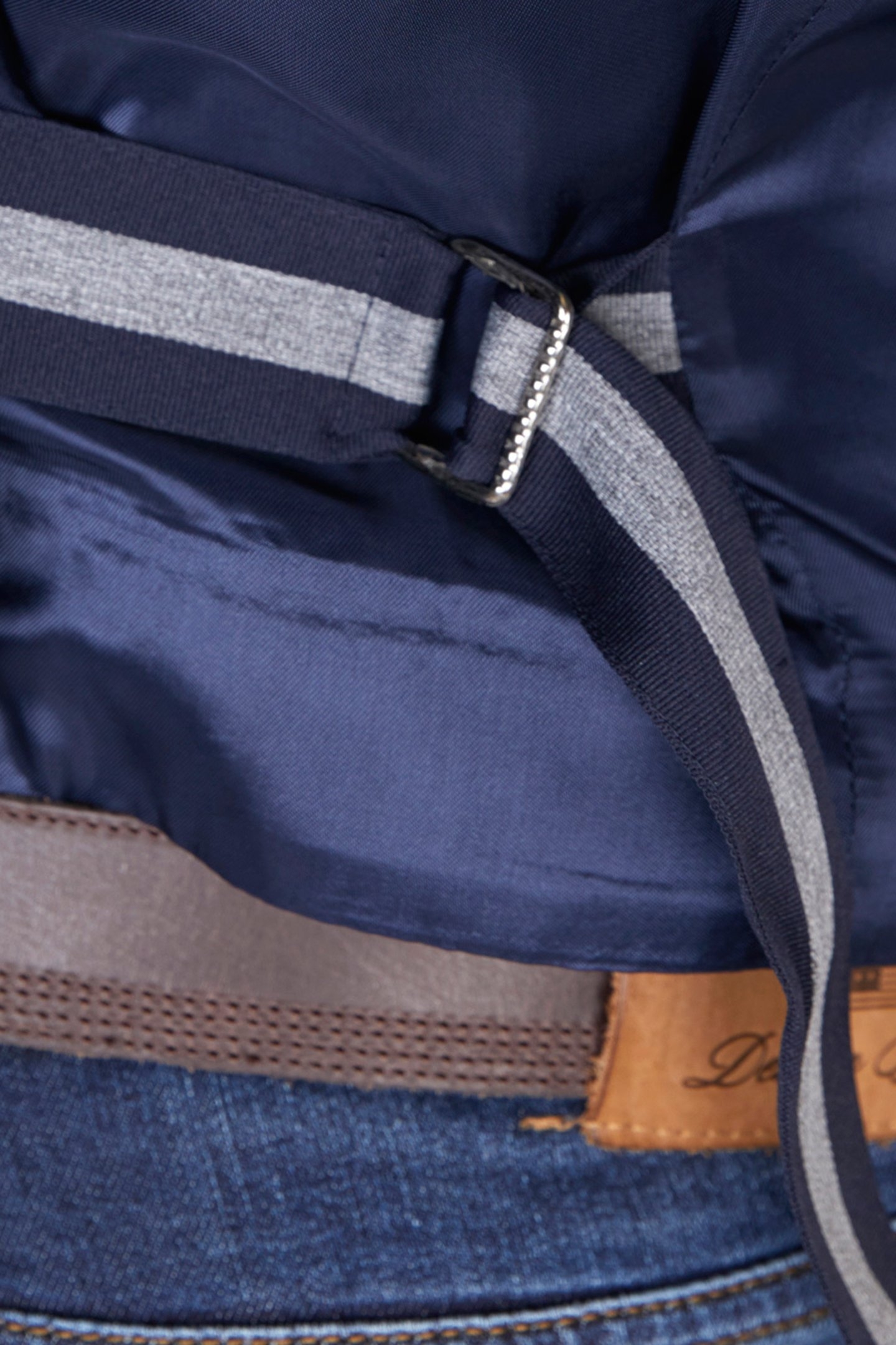 FANCY ROUNDED PKT GILET BROWN 6