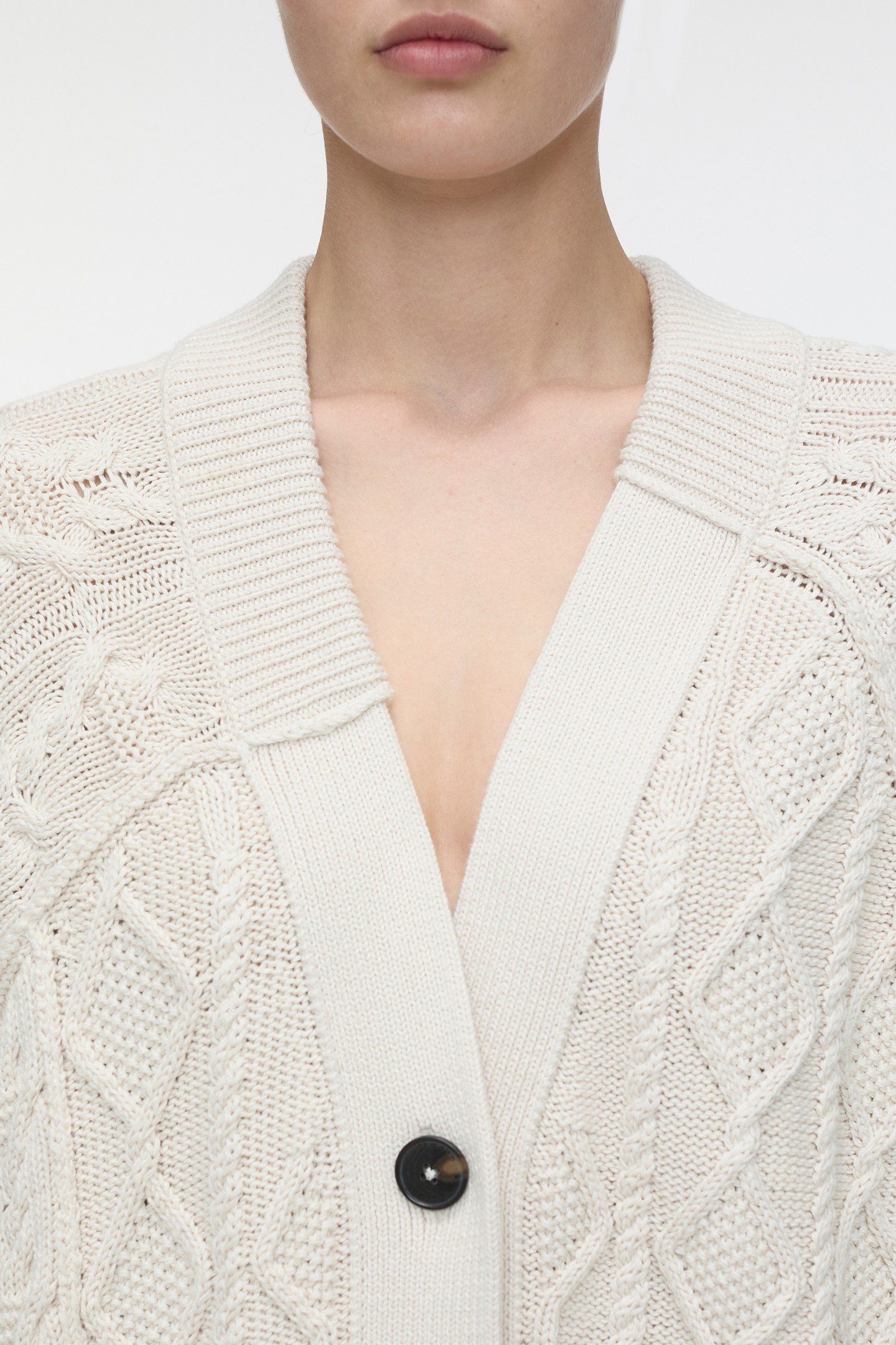 V CARDIGAN LONG SLEEVE KNITS IVORY 6