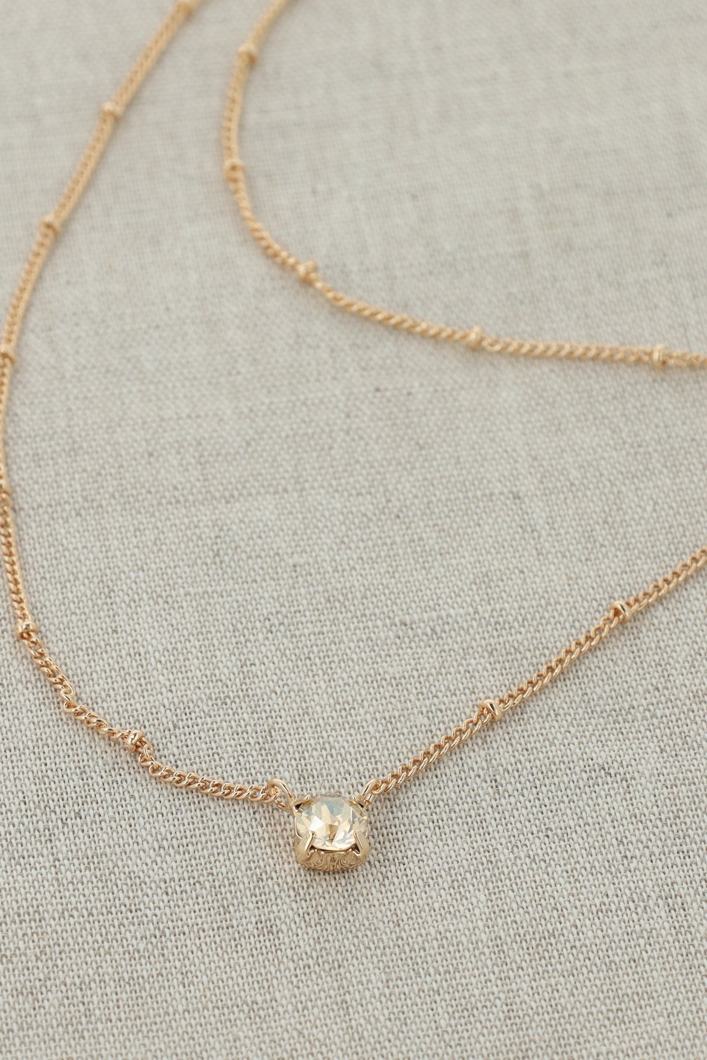 SOLITAIRE CRYSTAL NECKLACE GOLD 3