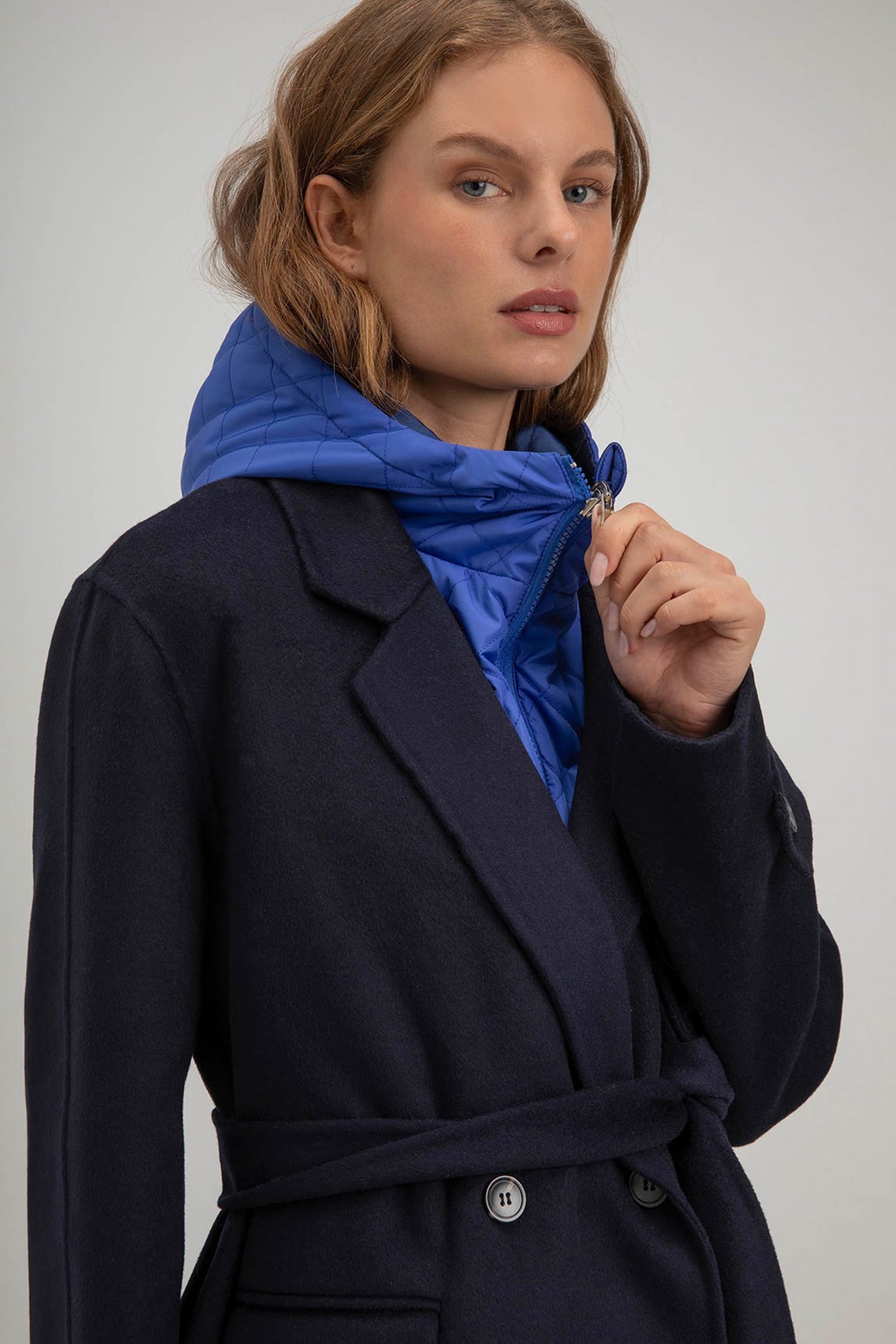 STORMY HOOD ROYAL BLUE 3