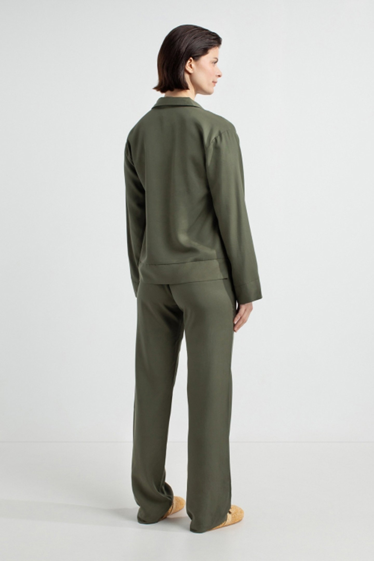 AMELIA BLOUSE PESTO 3