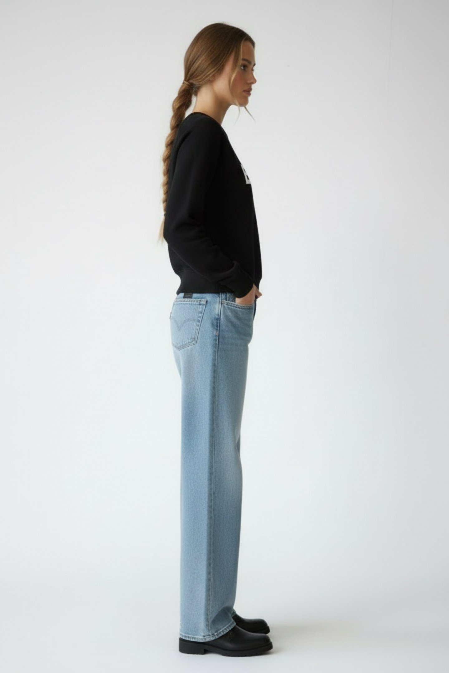 STAFF SWEATER WOMEN BLACK 3