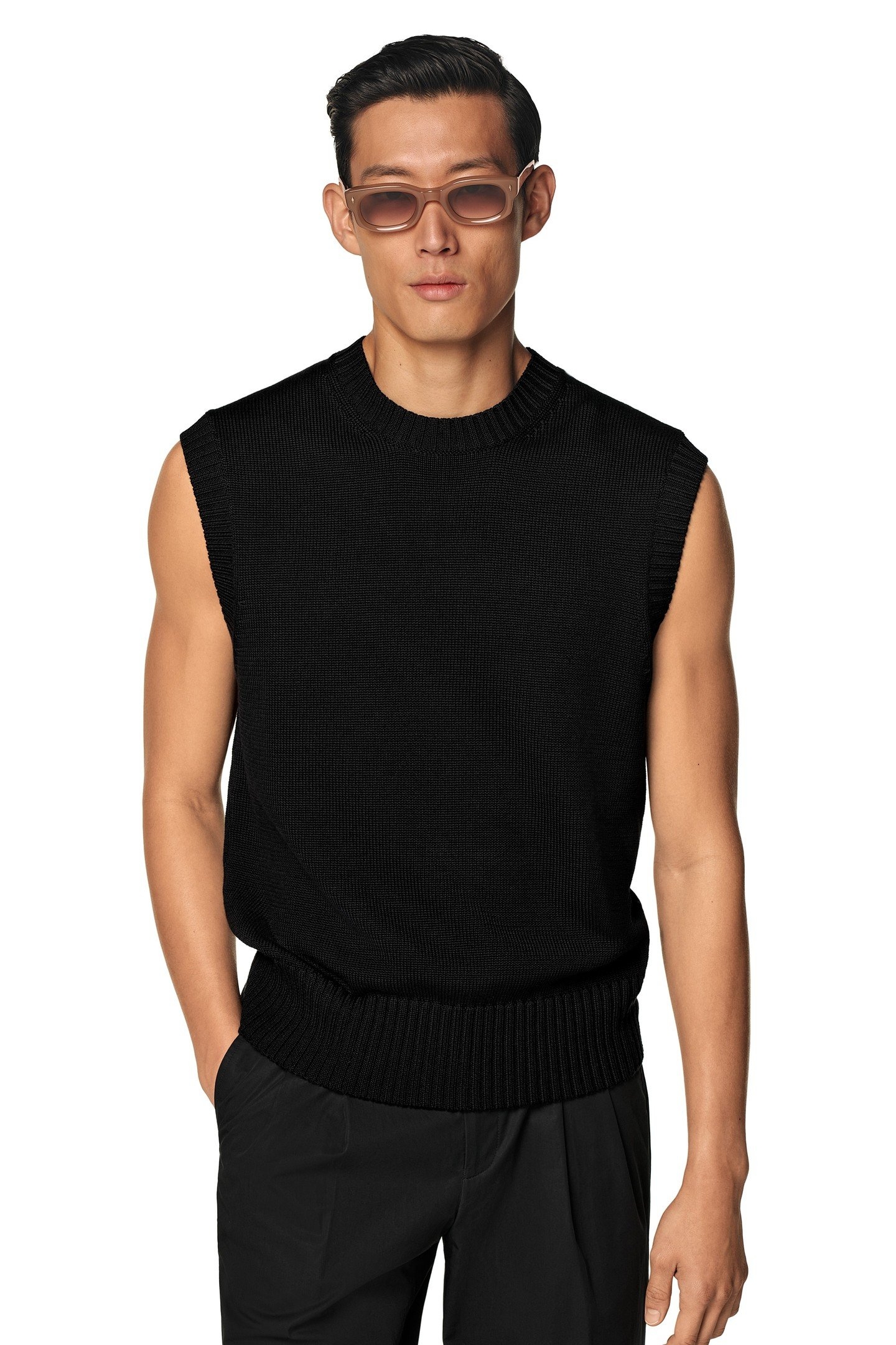 SLEVELESS CREW VEST BLACK BLACK 1