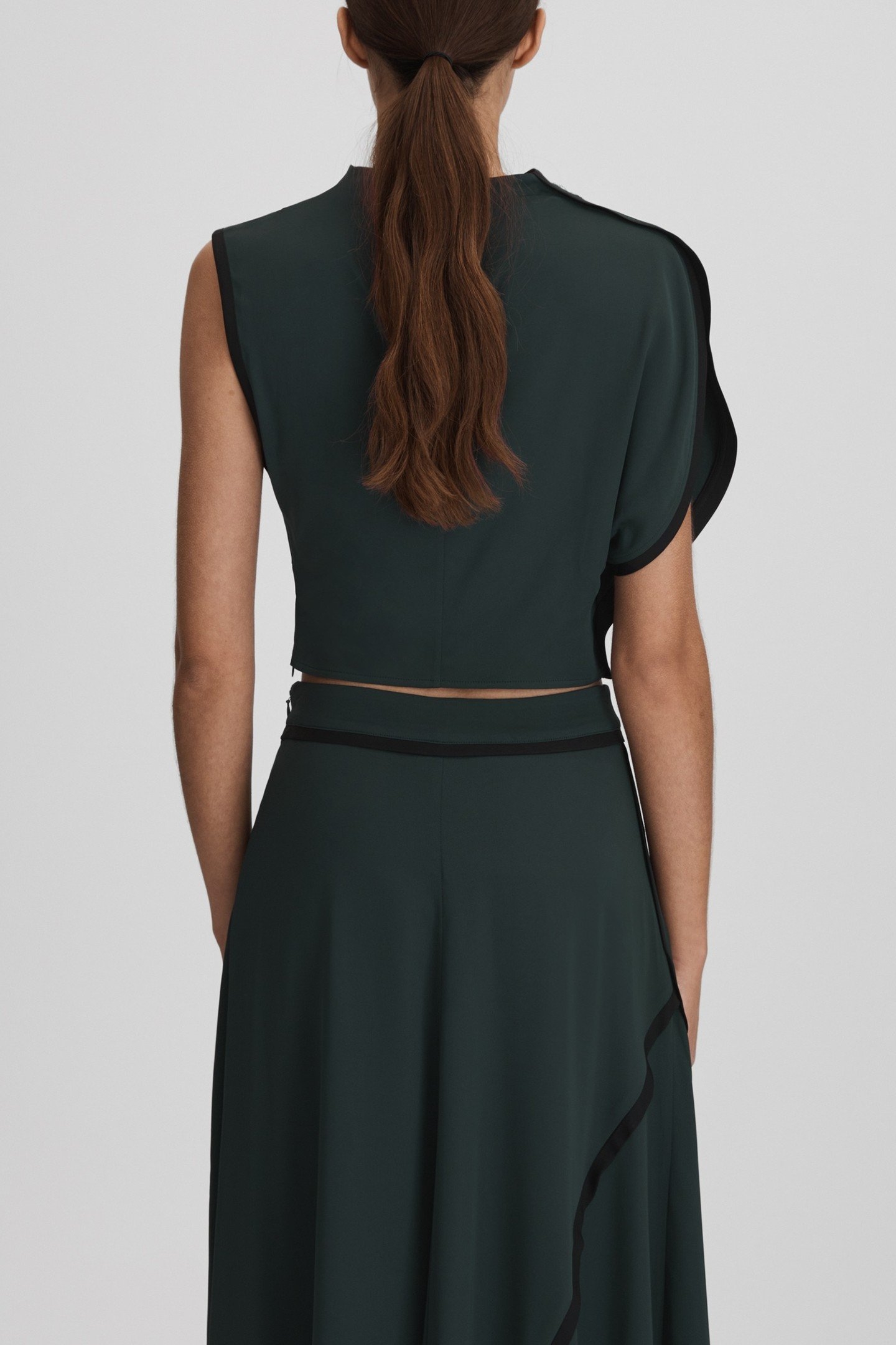 DRAPE DETAIL CROP TOP GREEN 2