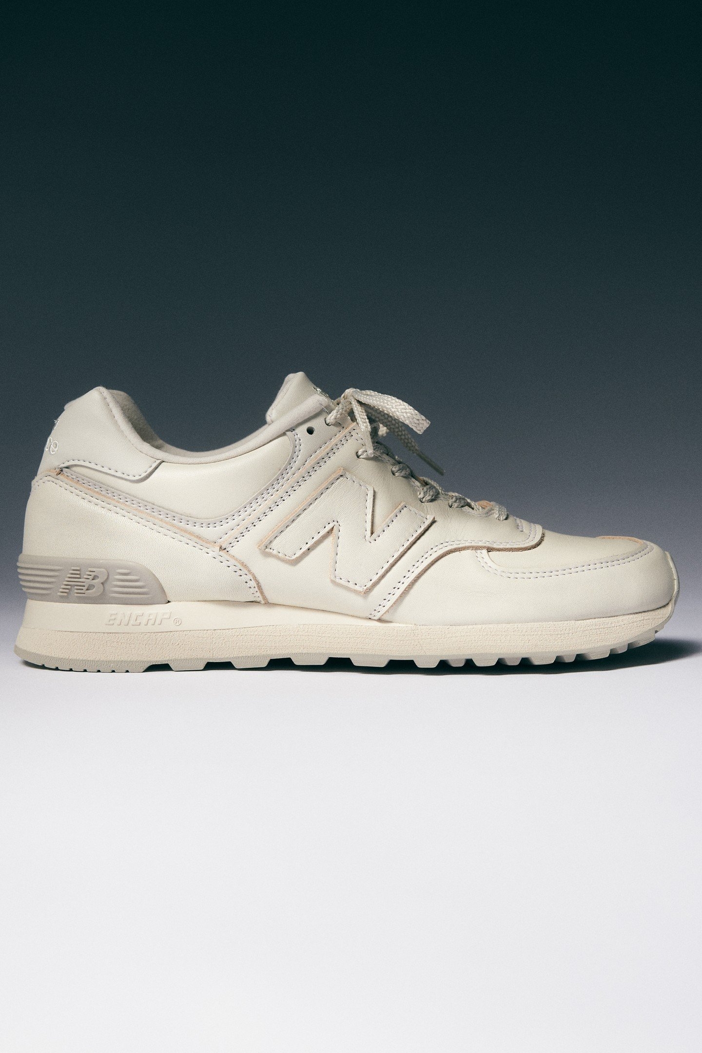 UNISEX MADE IN UK 576 CONTEMPORARY LIGHT GREY 1